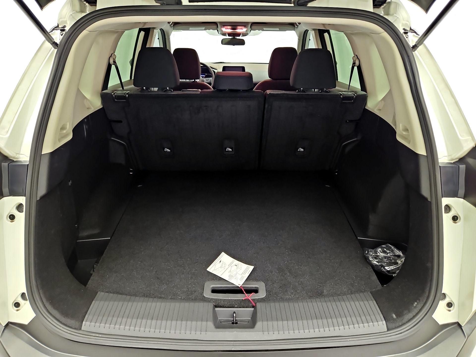 Thumbnail: 2023 Nissan Rogue - 18