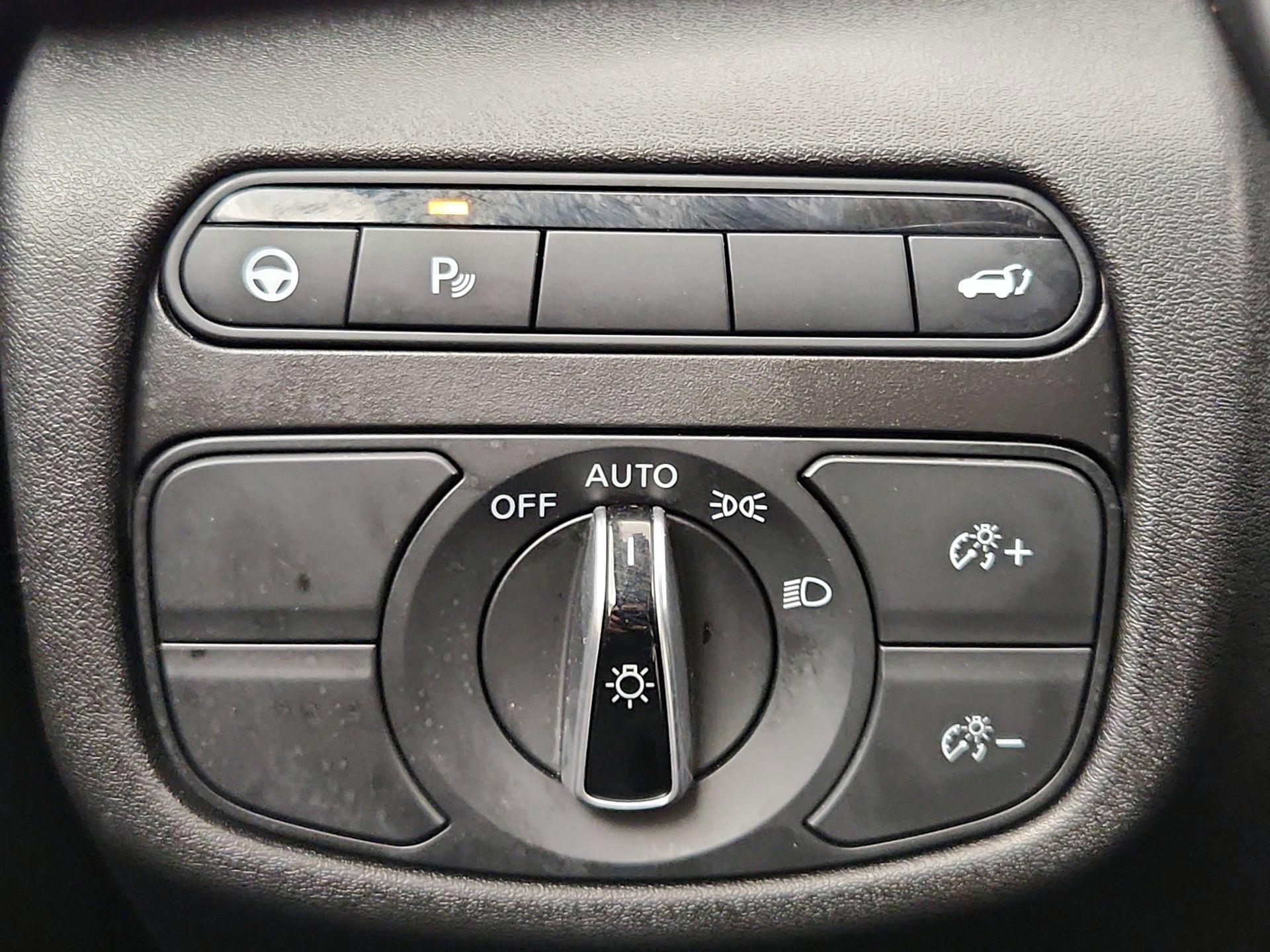 Thumbnail: 2023 INFINITI QX50 - 13