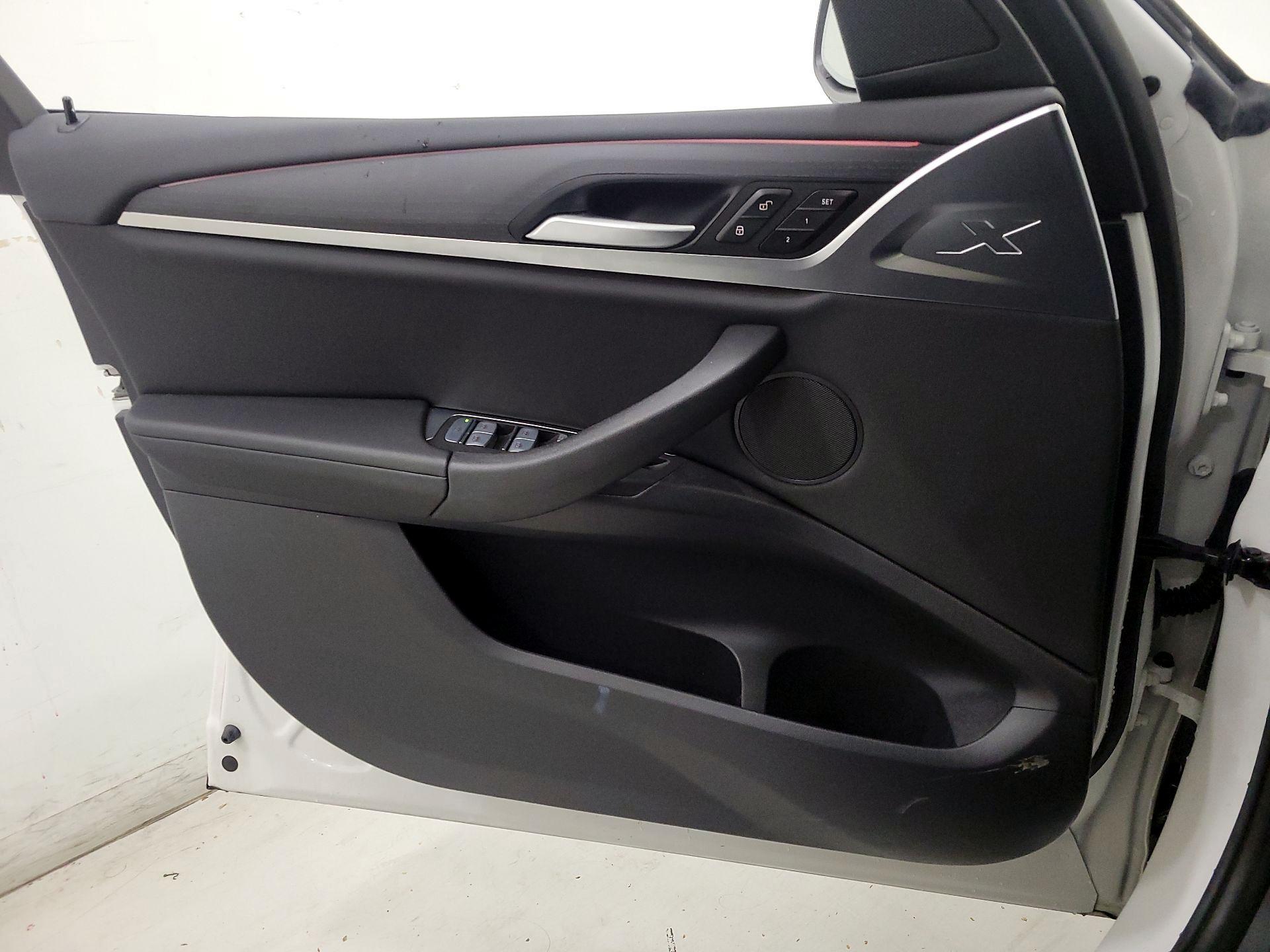 Thumbnail: 2023 BMW X3 - 12