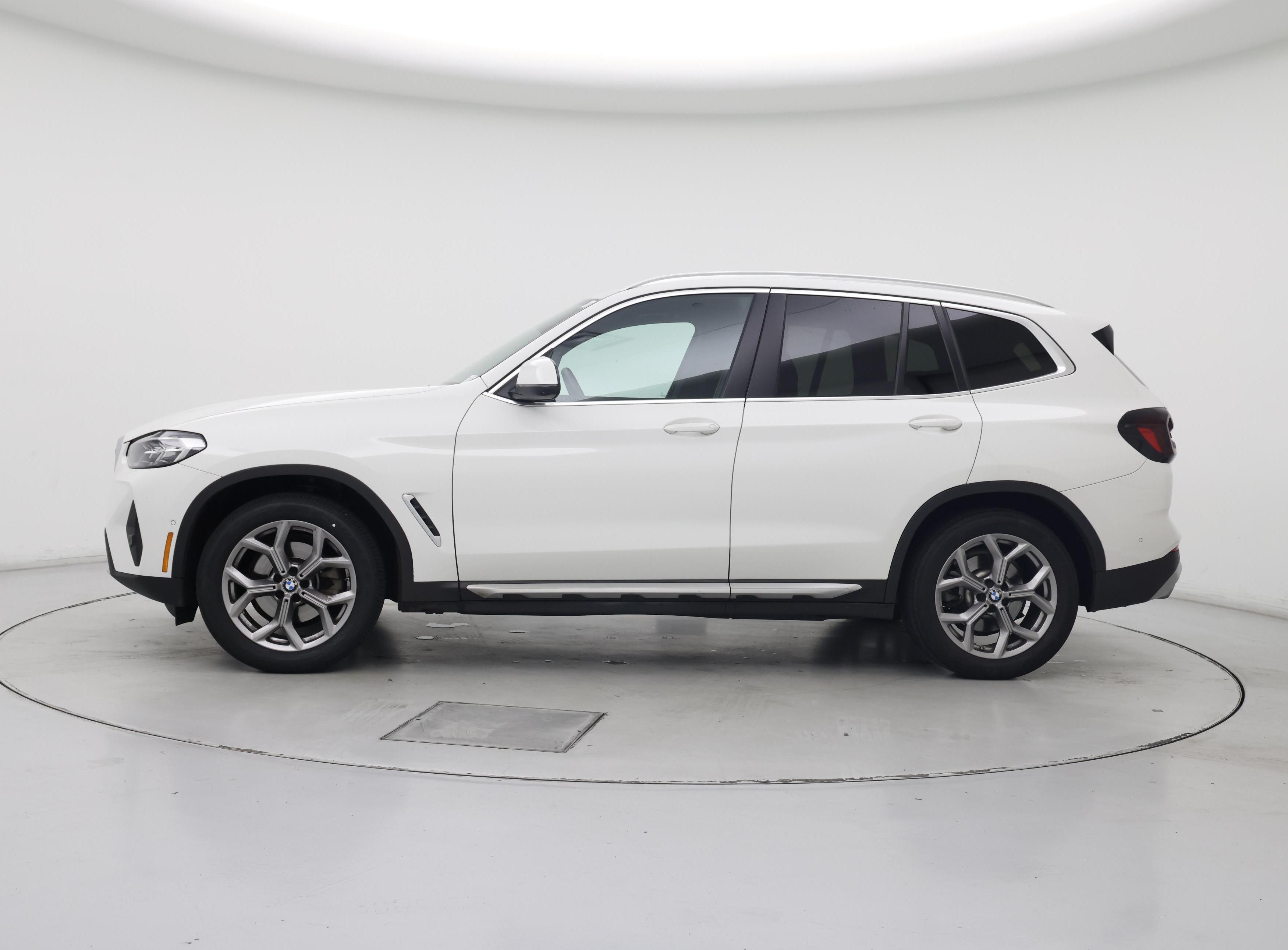 Thumbnail: 2023 BMW X3 - 3