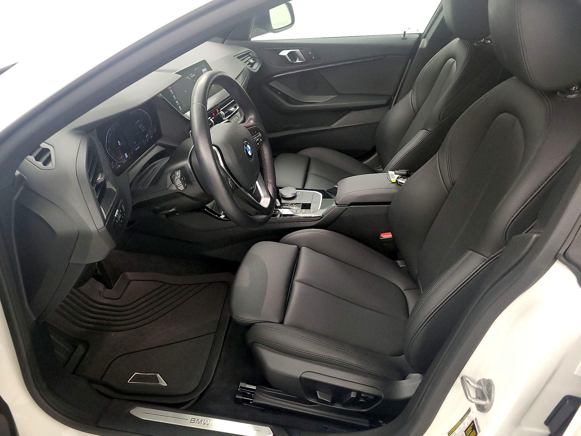 Thumbnail: 2023 BMW 2 Series - 11