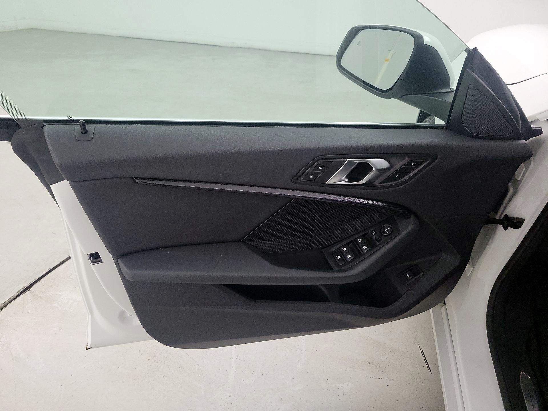 Thumbnail: 2023 BMW 2 Series - 12