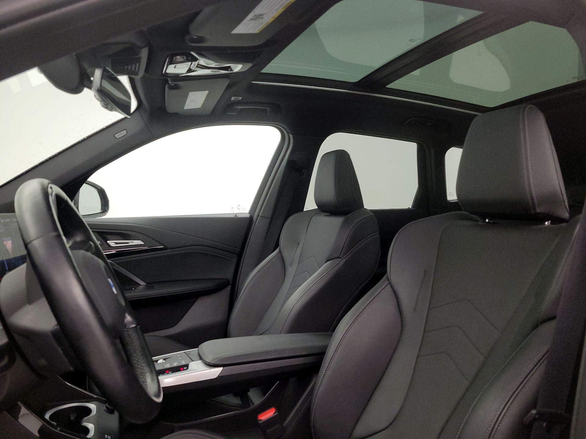 Thumbnail: 2023 BMW X1 - 20
