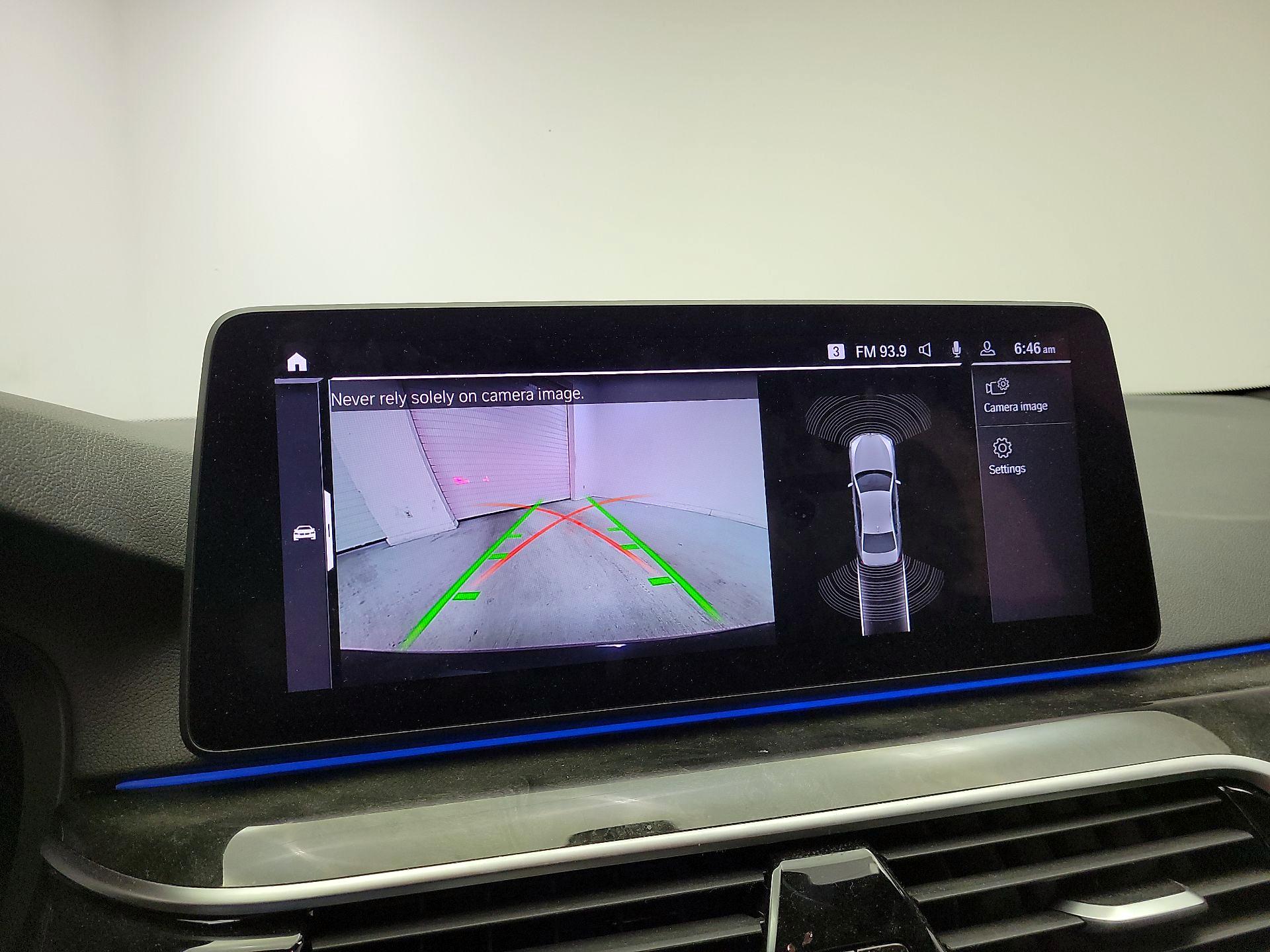 Thumbnail: 2023 BMW 5 Series - 13