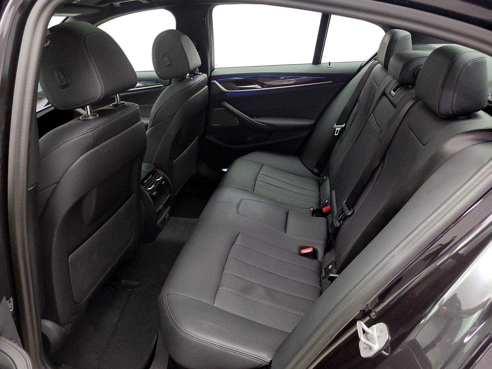 Thumbnail: 2023 BMW 5 Series - 19