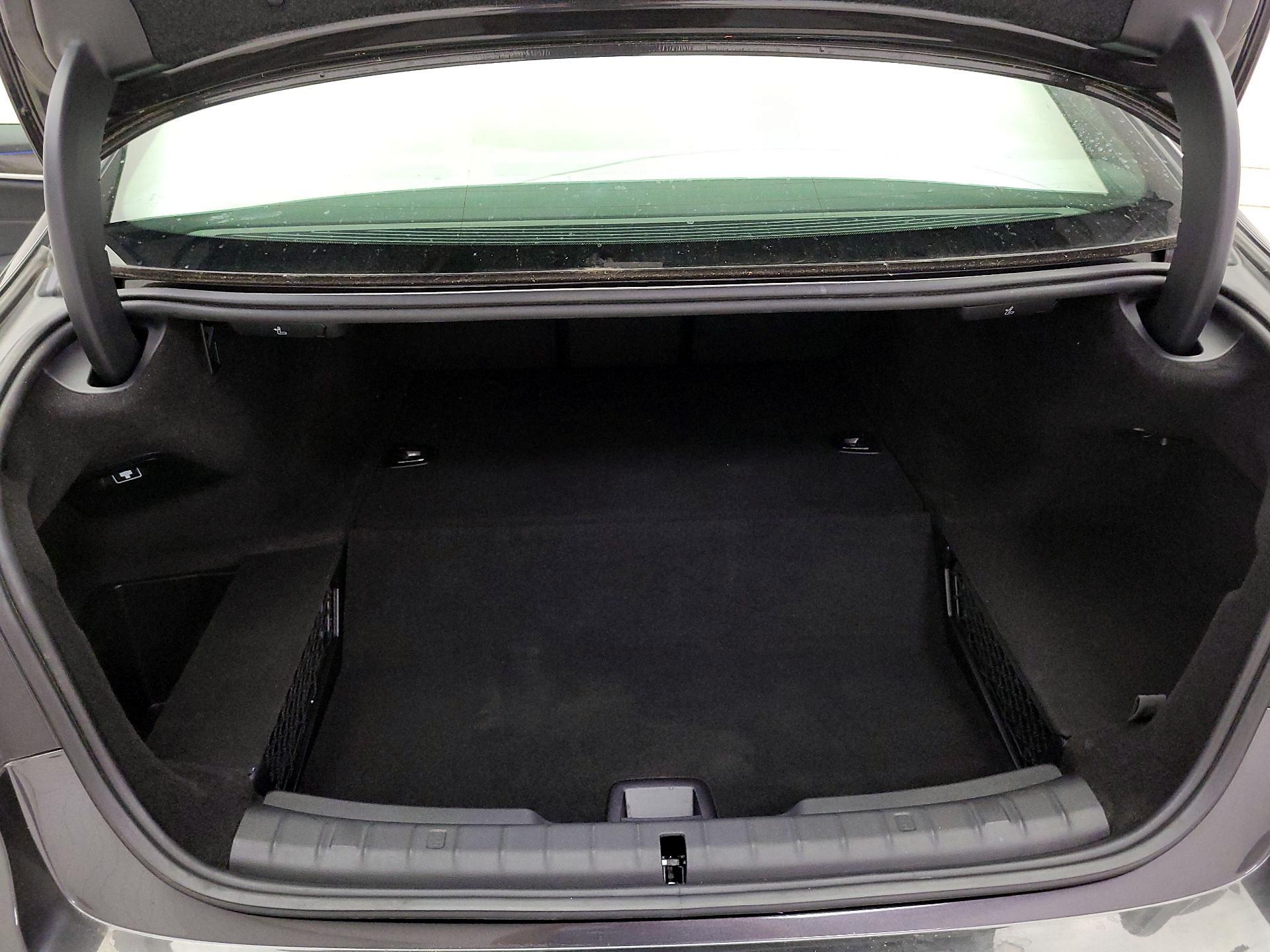 Thumbnail: 2023 BMW 5 Series - 20