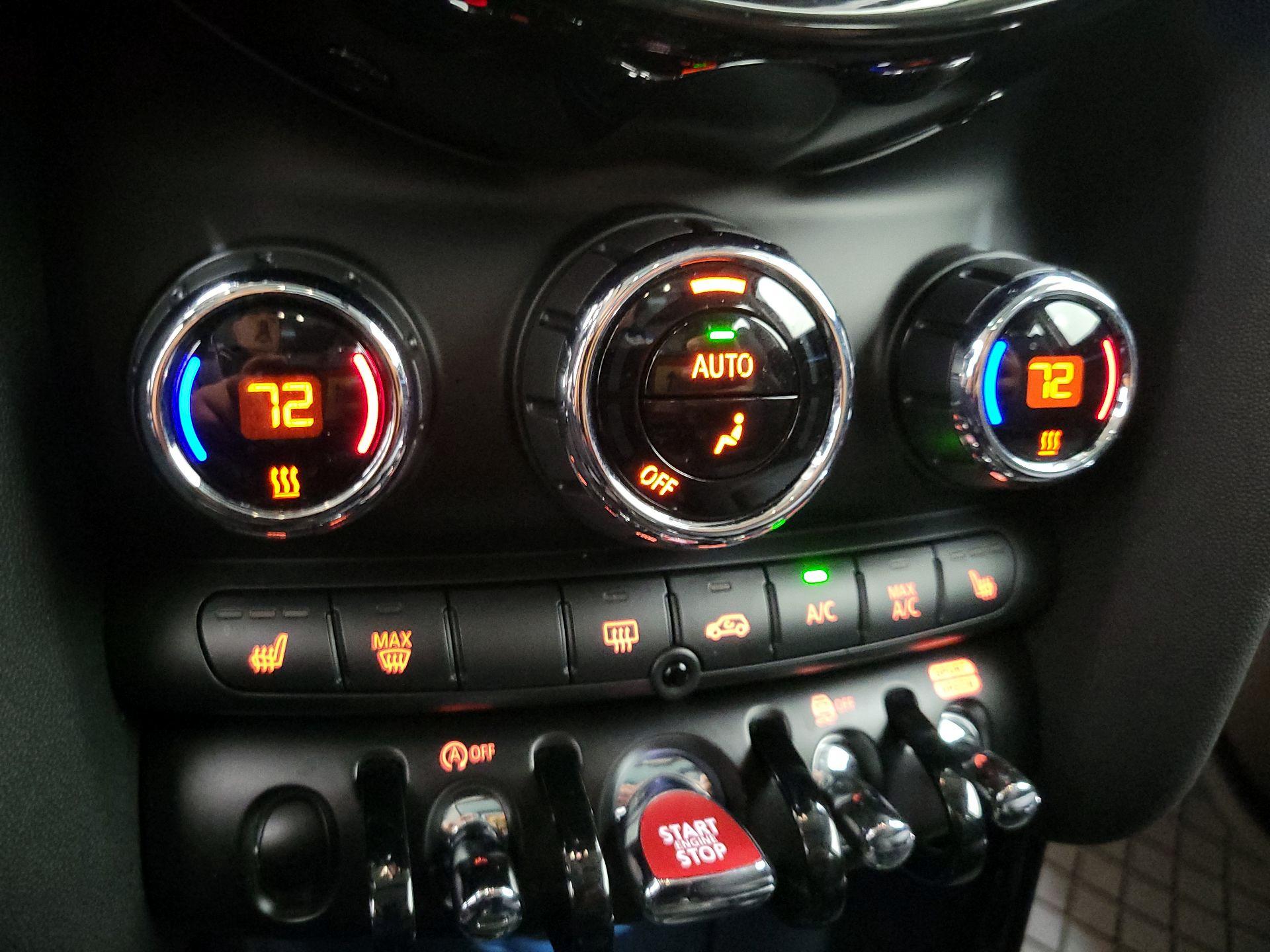 Thumbnail: 2023 MINI Cooper Hardtop - 16