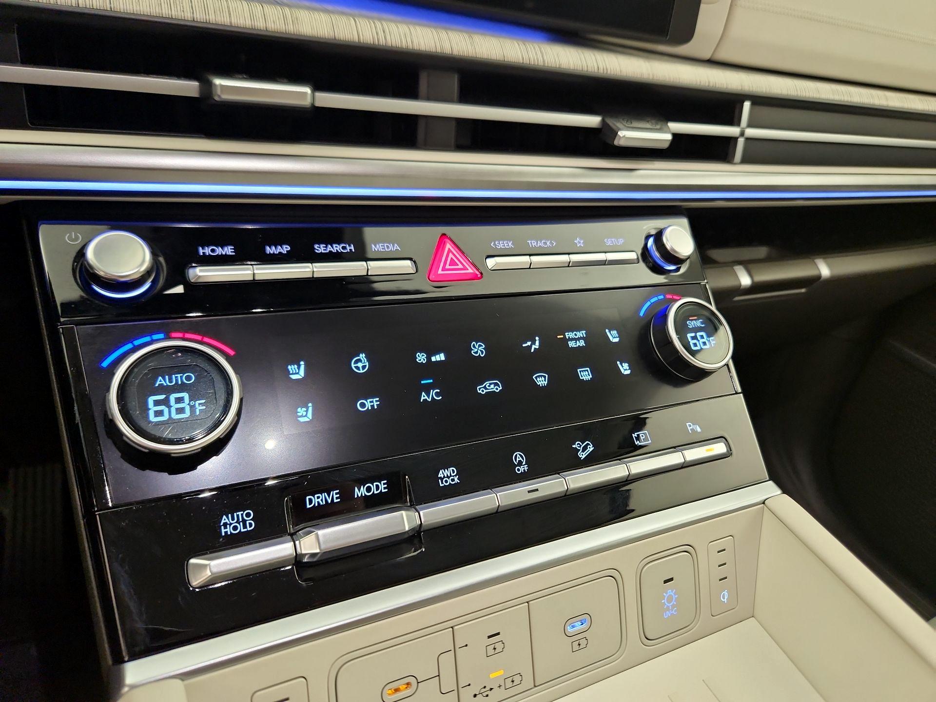 Thumbnail: 2025 Hyundai Santa Fe - 17