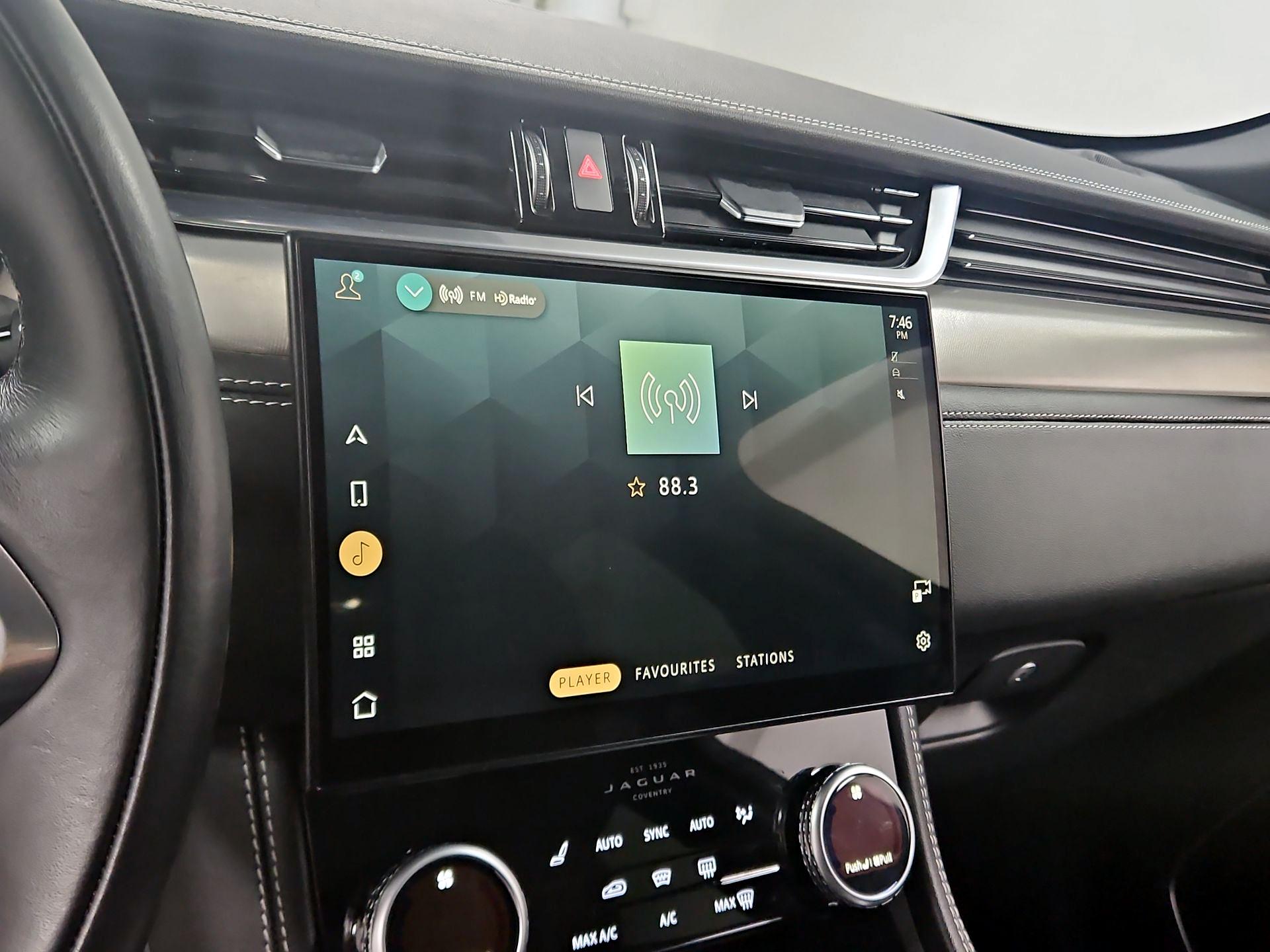 Thumbnail: 2024 Jaguar F-Pace - 16