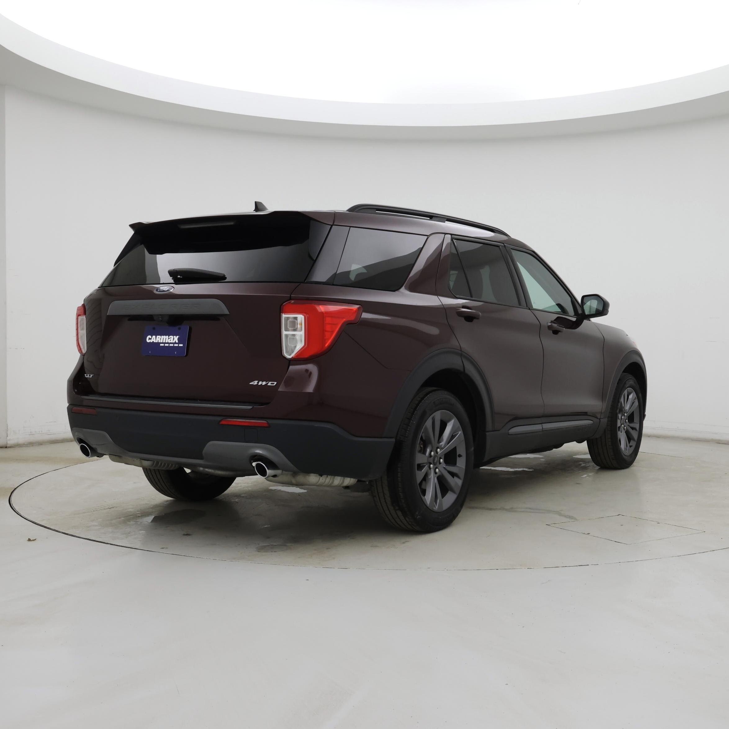 Thumbnail: 2022 Ford Explorer - 8