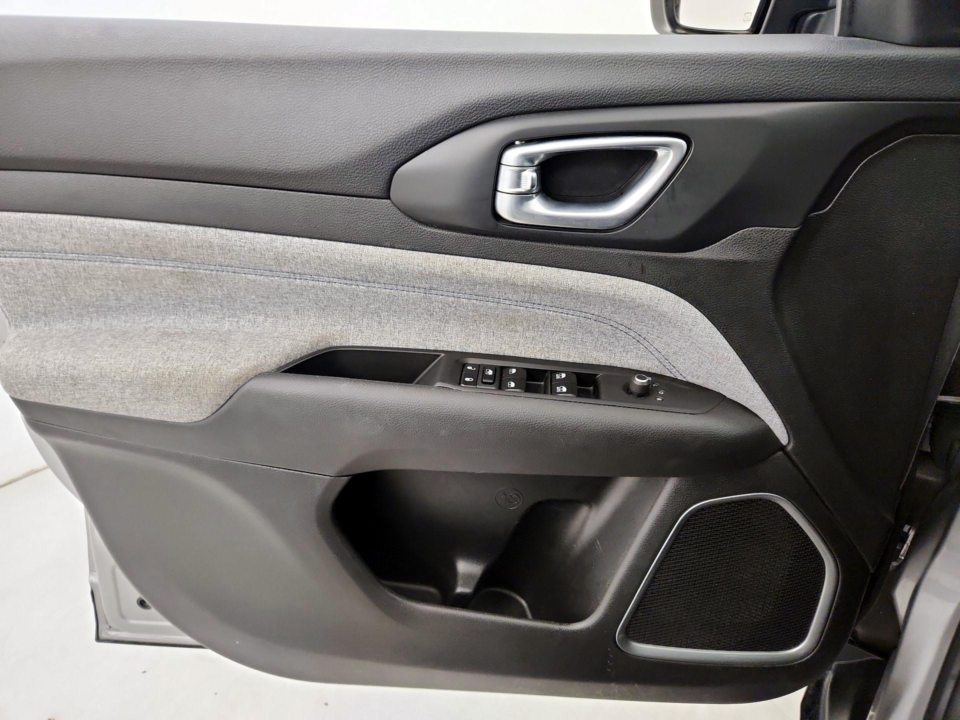 Thumbnail: 2022 Jeep Compass - 12