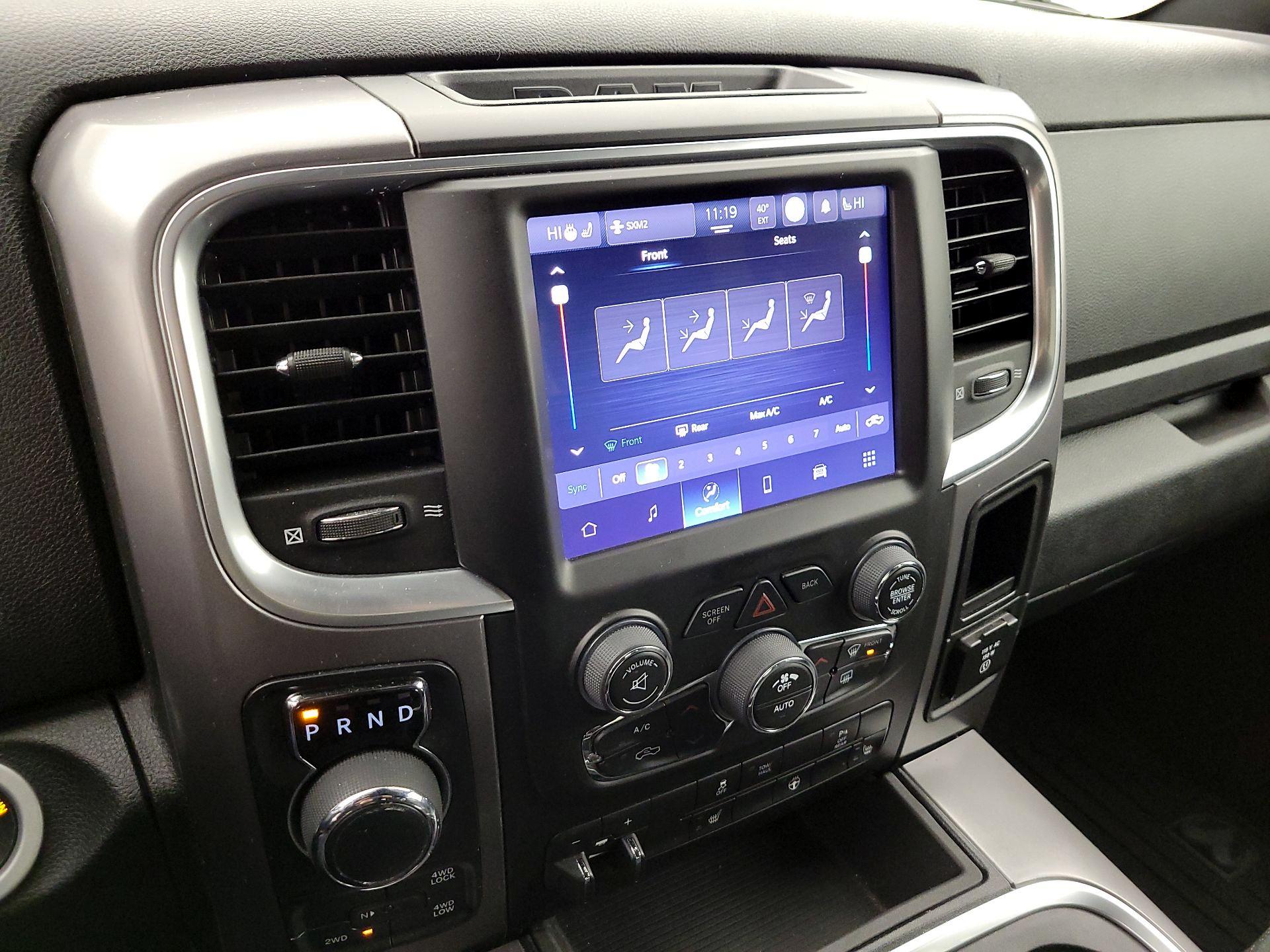 Thumbnail: 2022 RAM 1500 Classic - 16