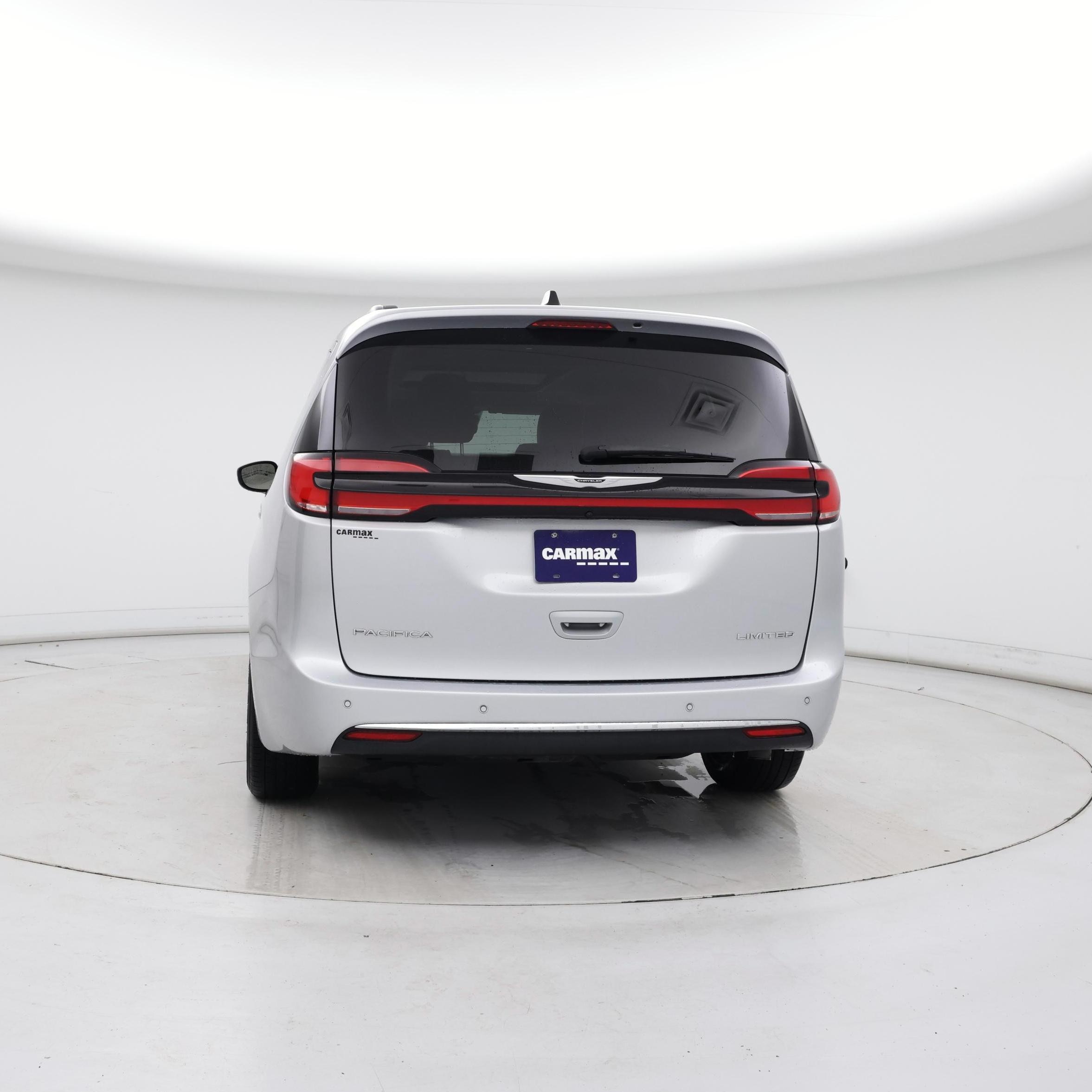 Thumbnail: 2023 Chrysler Pacifica - 6