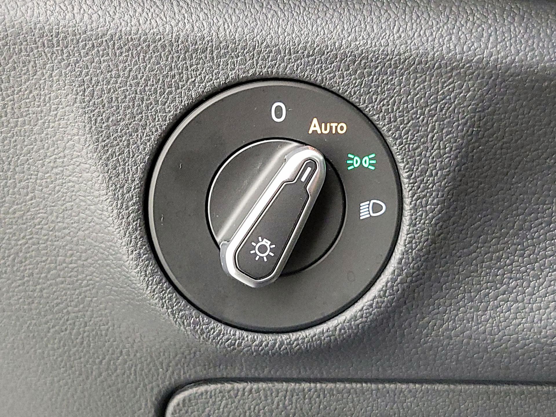 Thumbnail: 2024 Volkswagen Jetta - 13