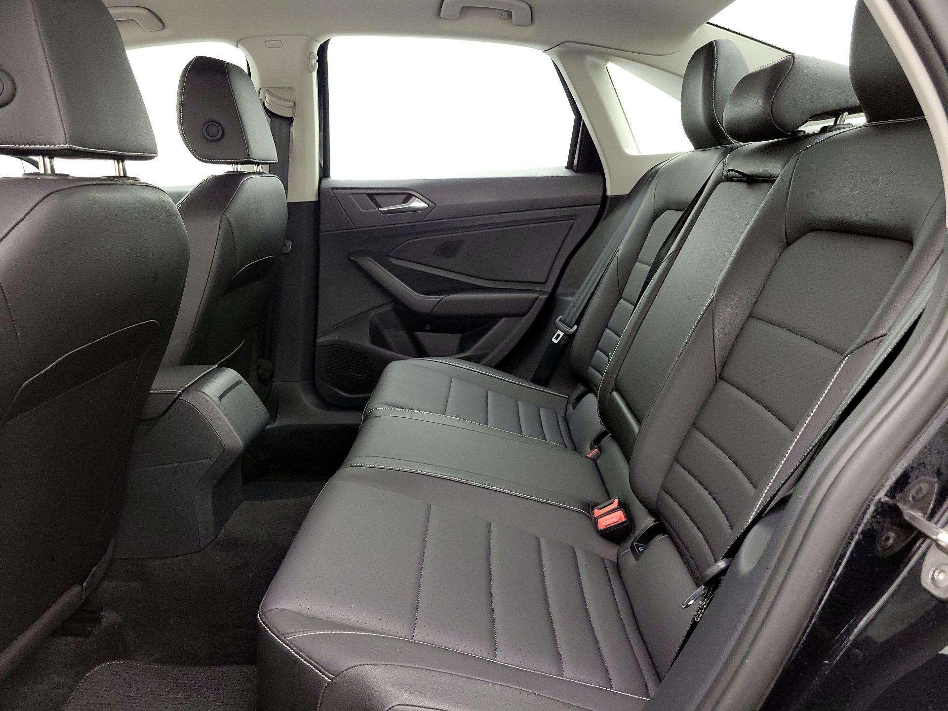 Thumbnail: 2024 Volkswagen Jetta - 19