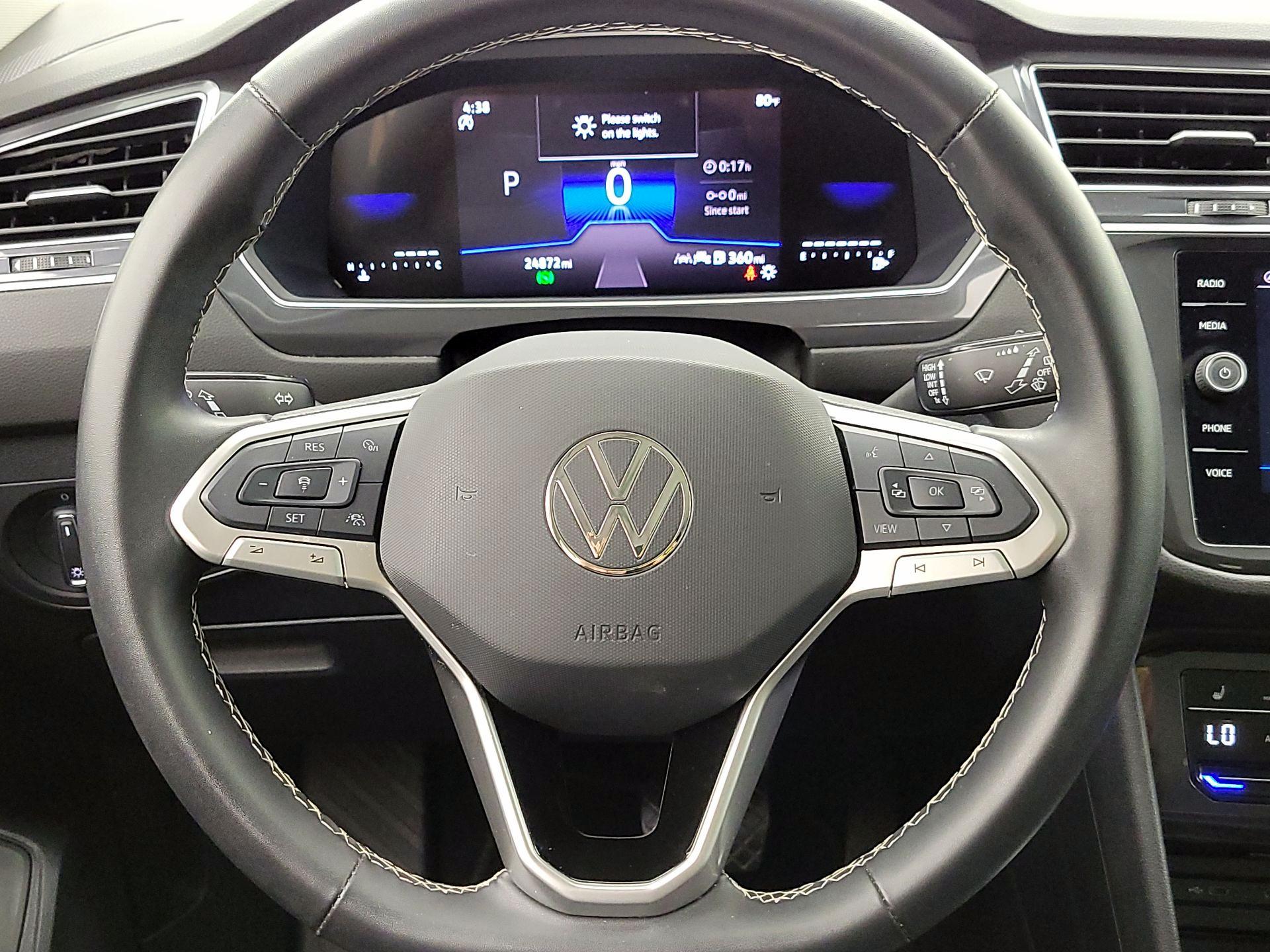 Thumbnail: 2024 Volkswagen Tiguan - 10