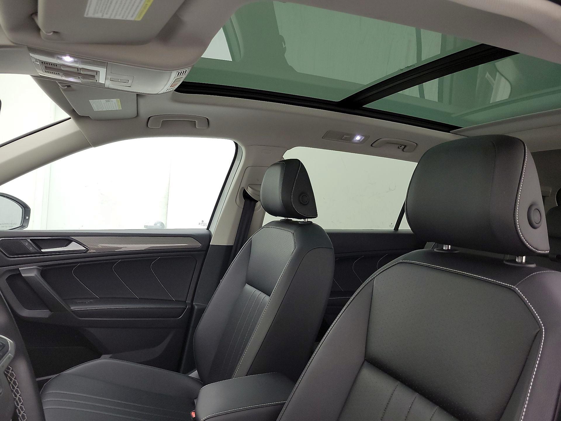 Thumbnail: 2024 Volkswagen Tiguan - 19