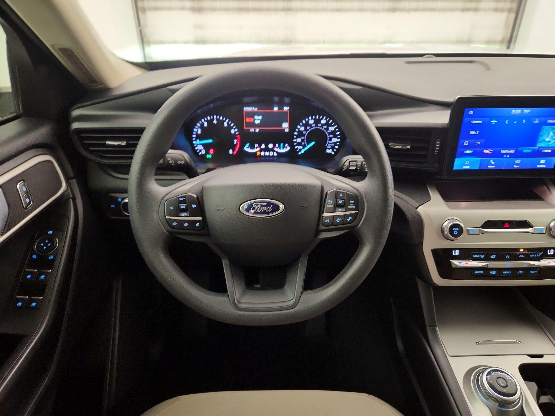 Thumbnail: 2021 Ford Explorer - 10