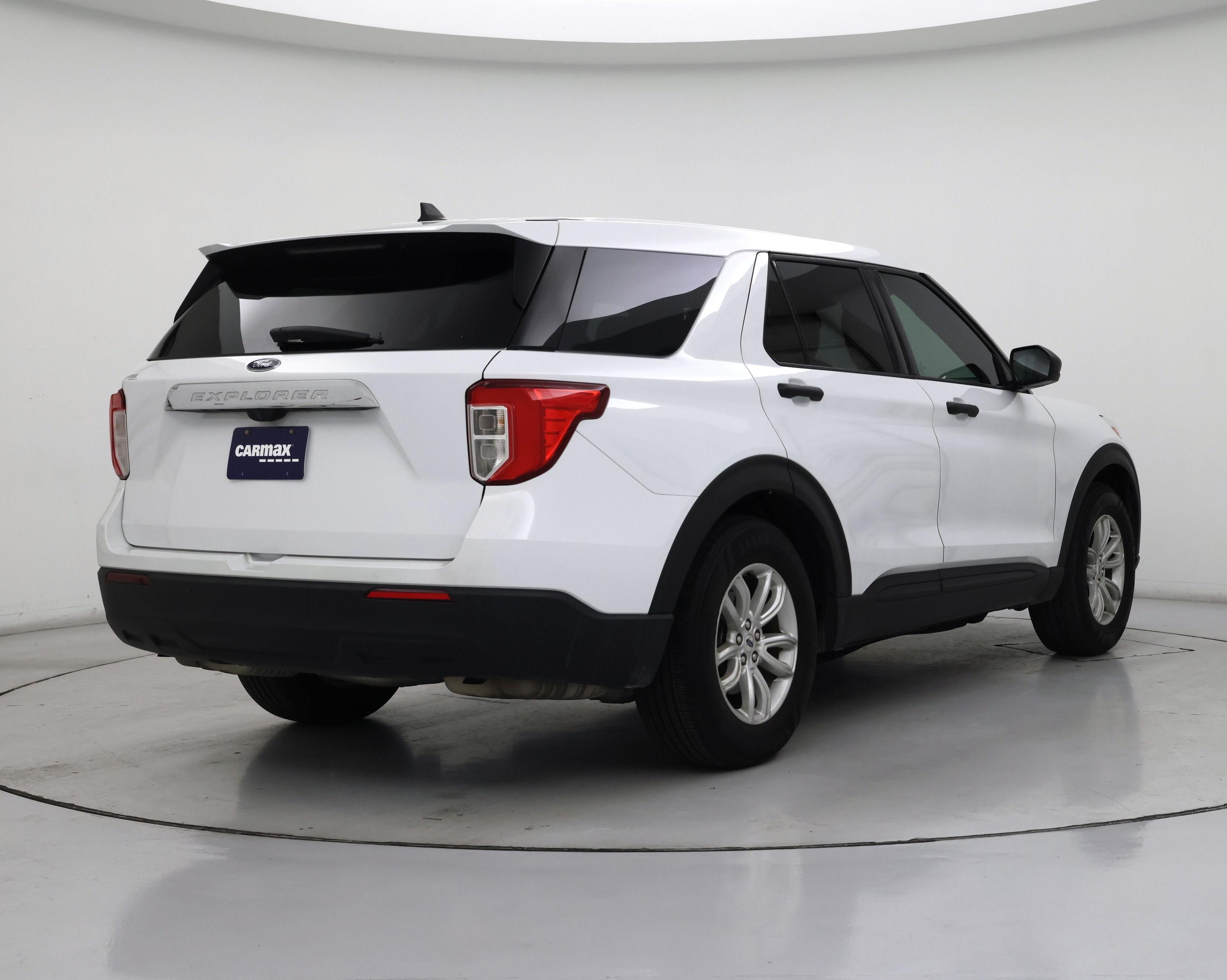 Thumbnail: 2021 Ford Explorer - 8