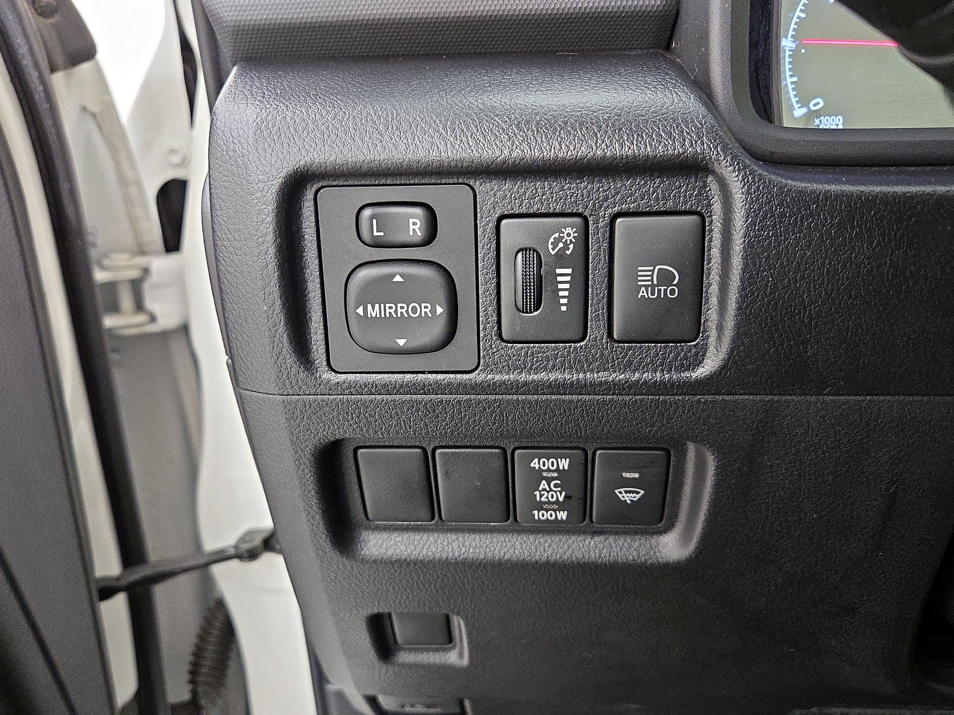 Thumbnail: 2023 Toyota 4Runner - 13