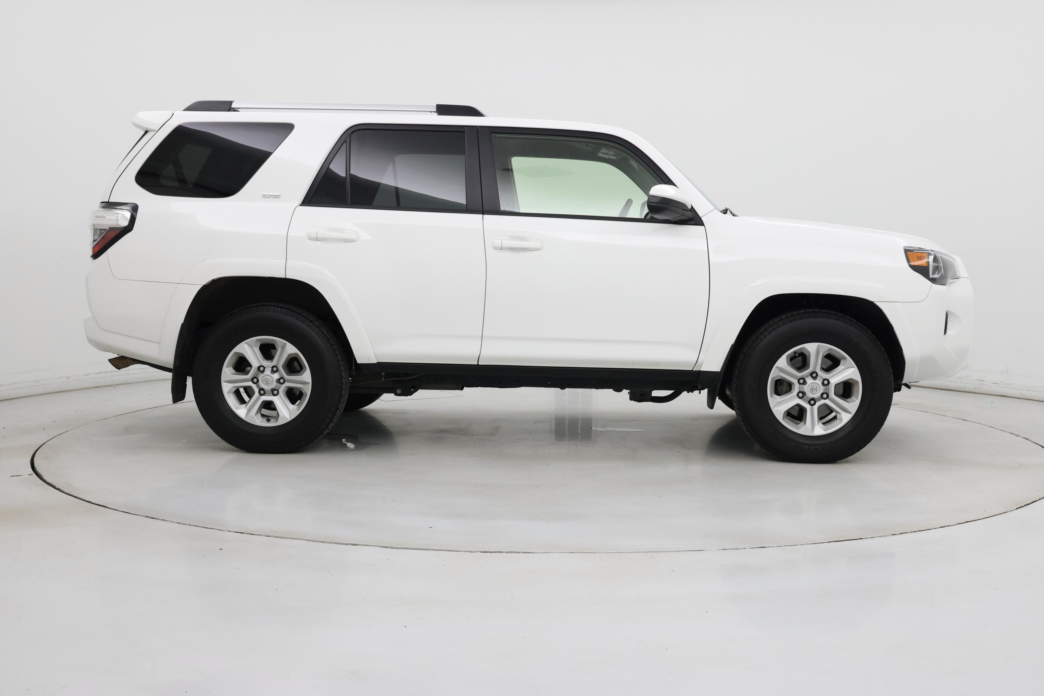 Thumbnail: 2023 Toyota 4Runner - 7