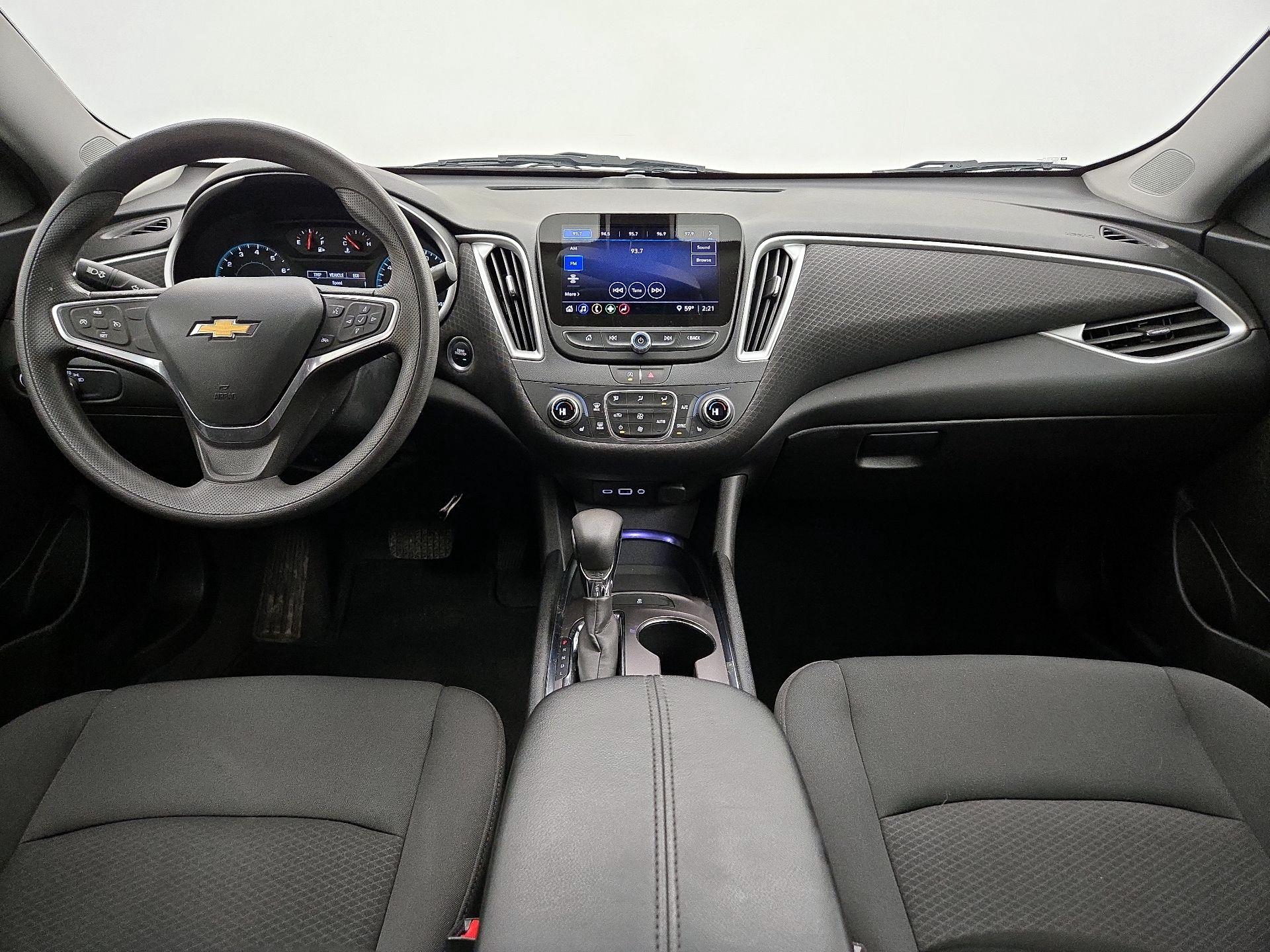 Thumbnail: 2022 Chevrolet Malibu - 9