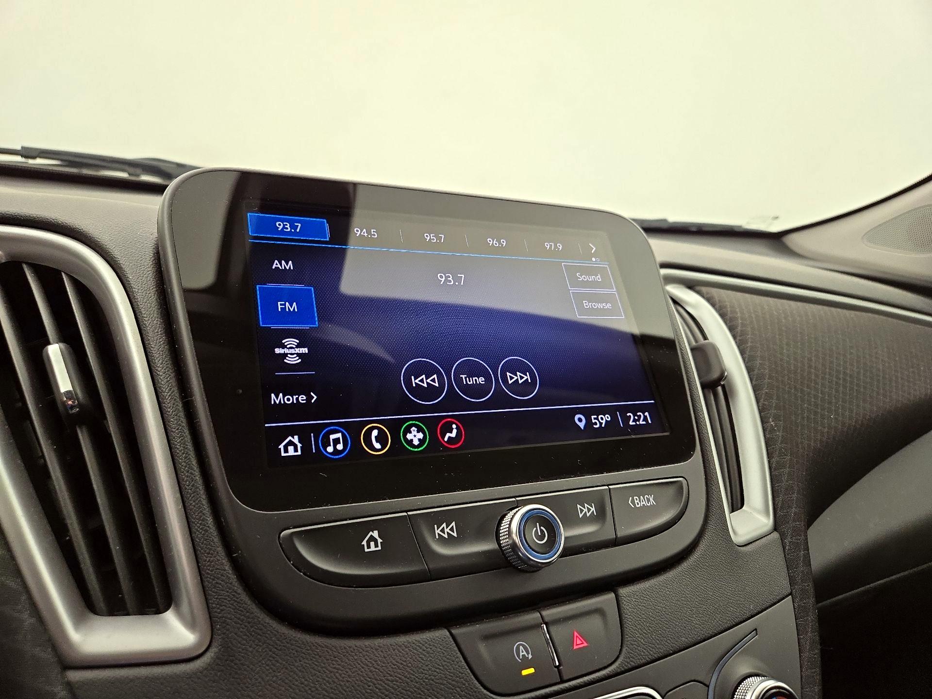 Thumbnail: 2022 Chevrolet Malibu - 15