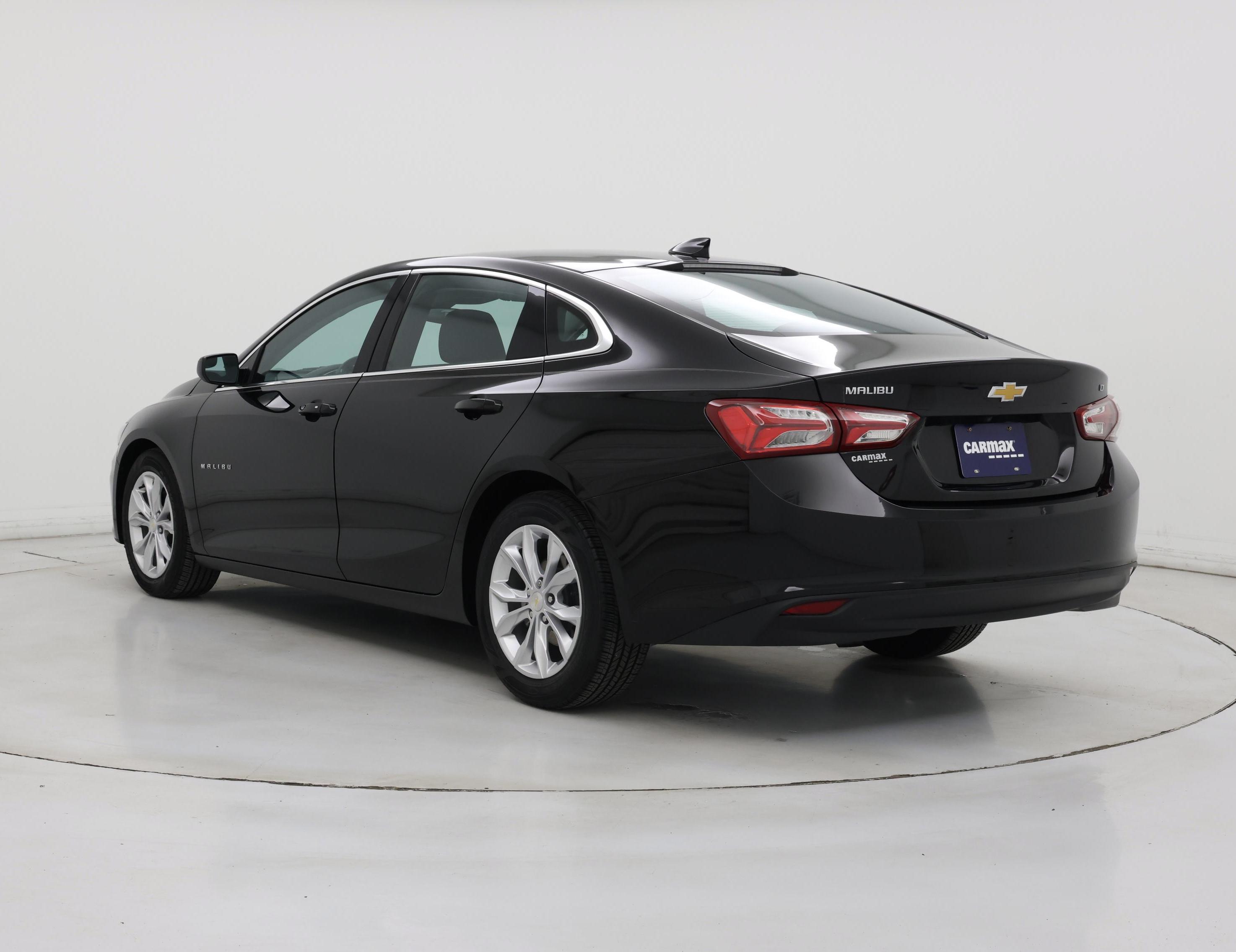 Thumbnail: 2022 Chevrolet Malibu - 2