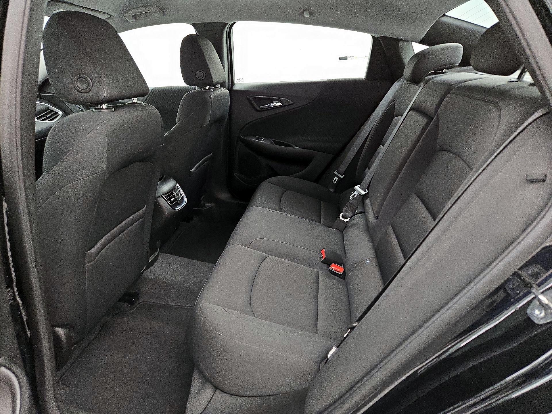 Thumbnail: 2022 Chevrolet Malibu - 19