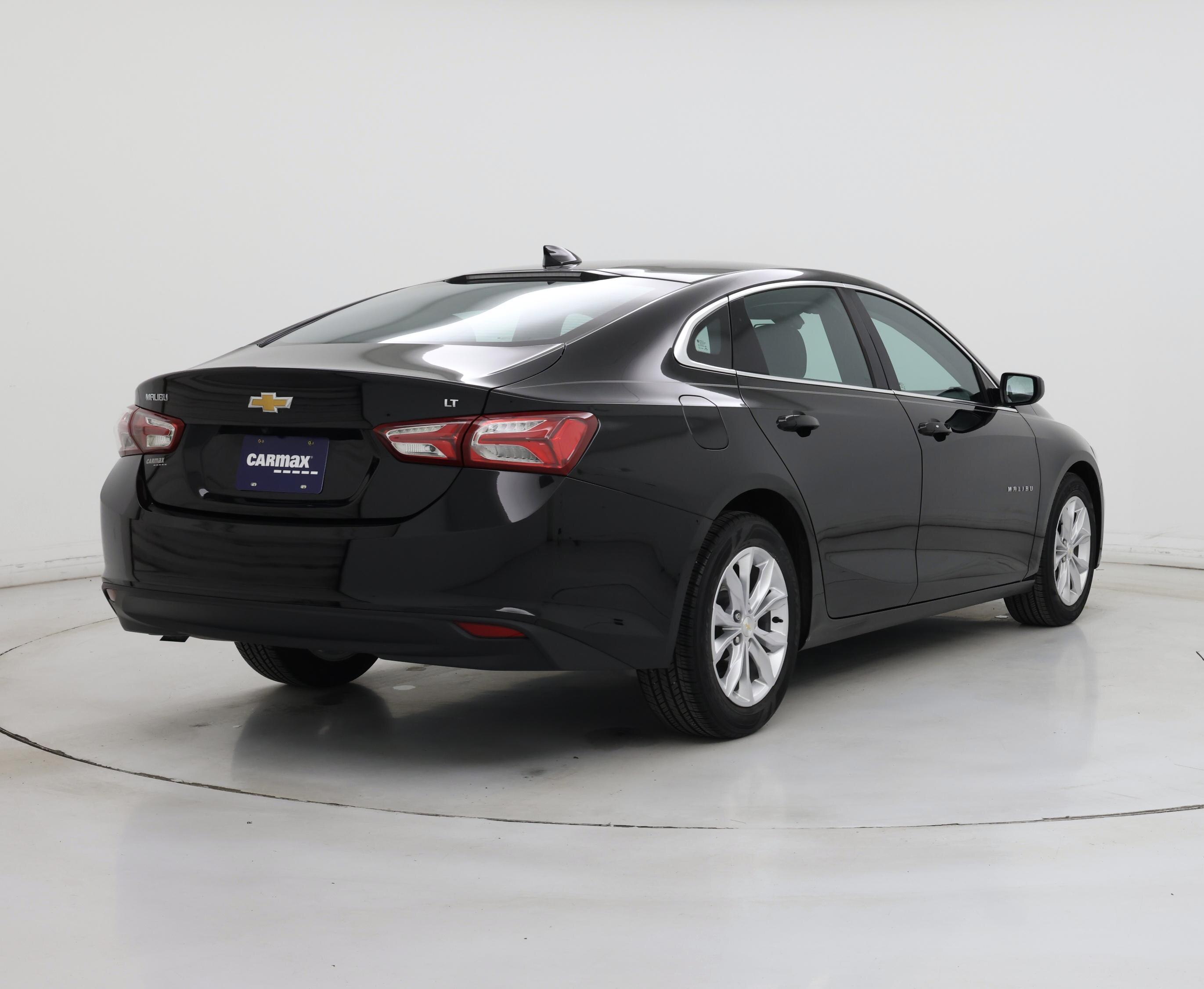 Thumbnail: 2022 Chevrolet Malibu - 8