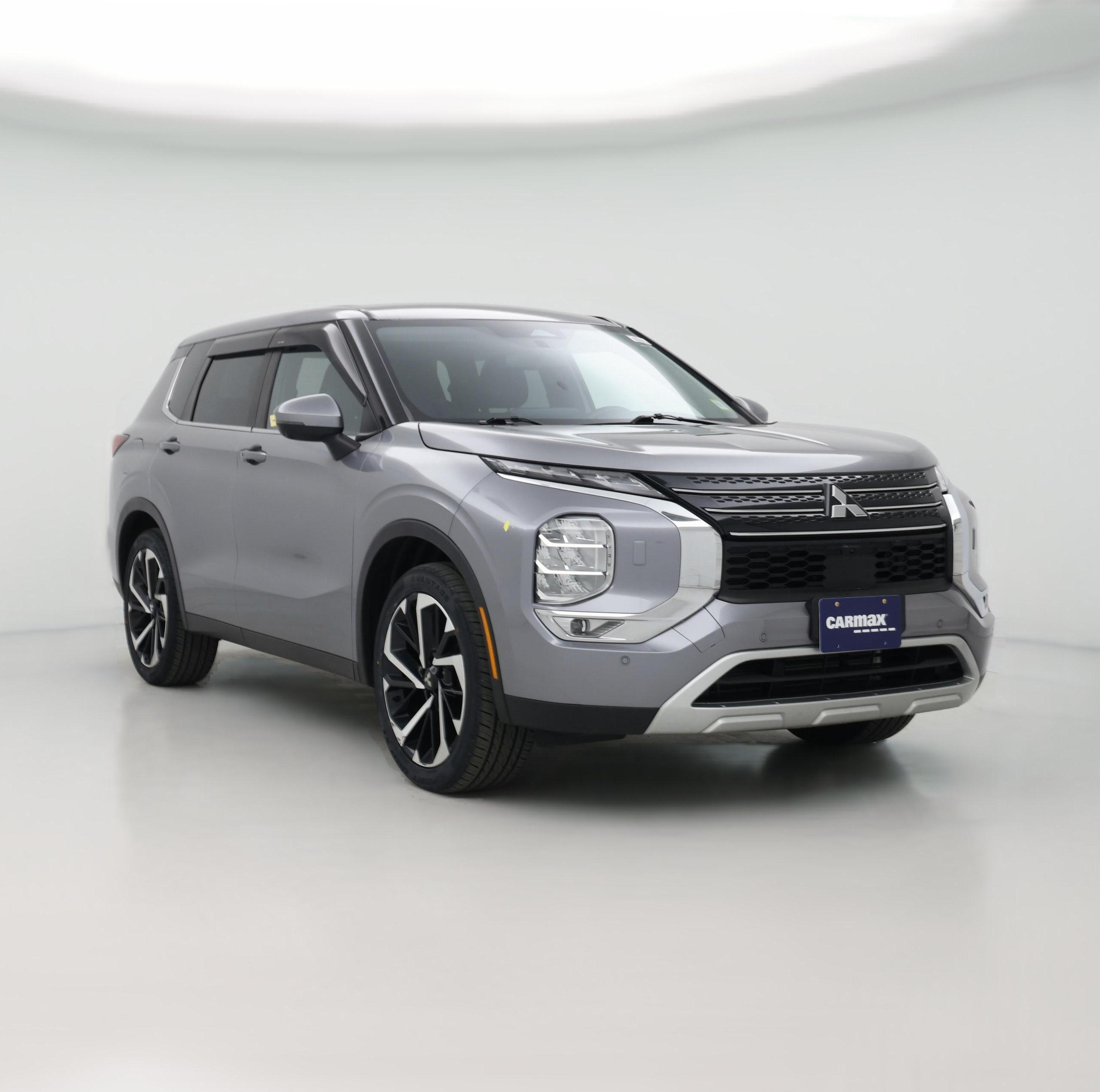 Thumbnail: 2022 Mitsubishi Outlander - 1