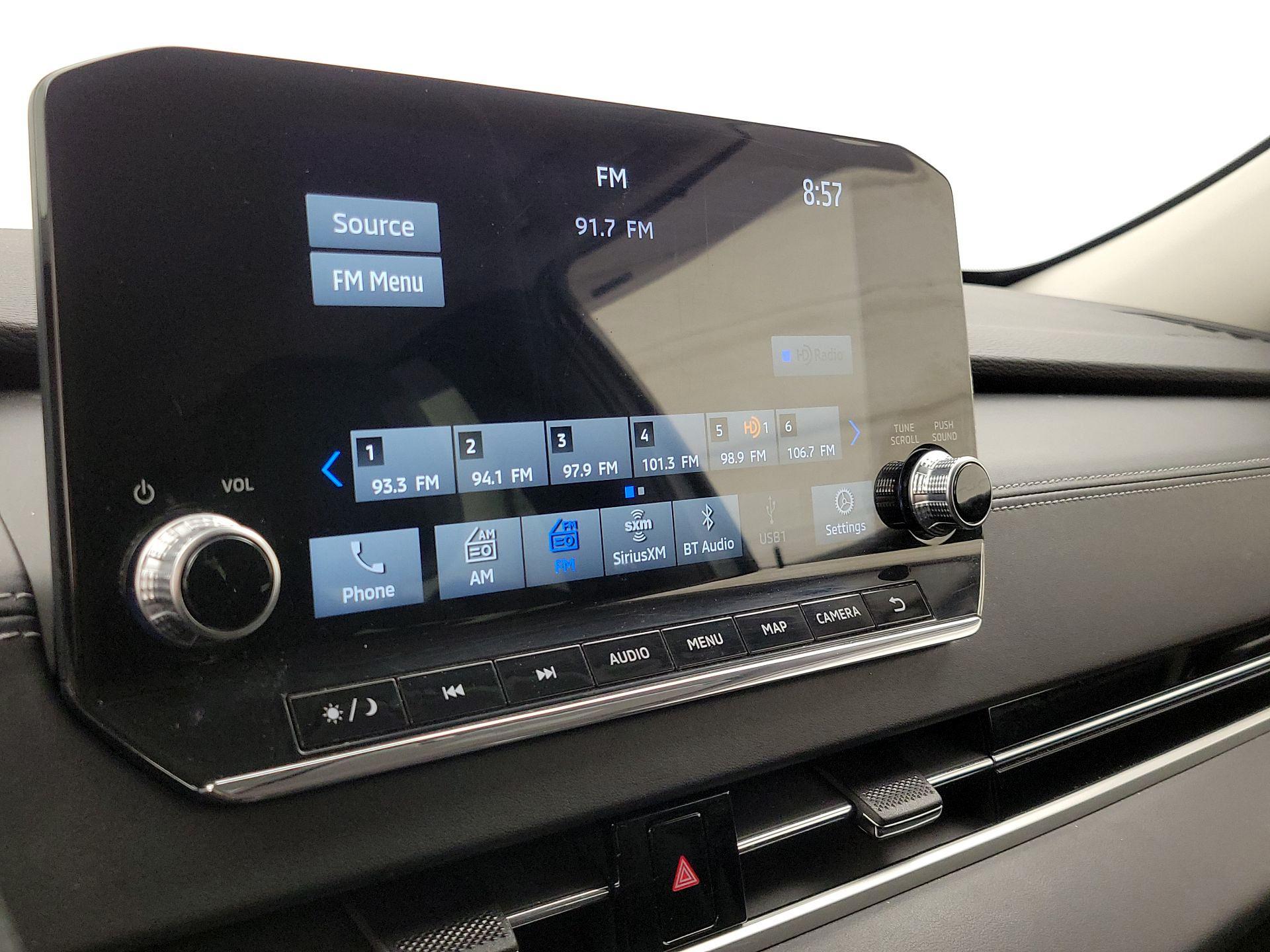 Thumbnail: 2022 Mitsubishi Outlander - 16