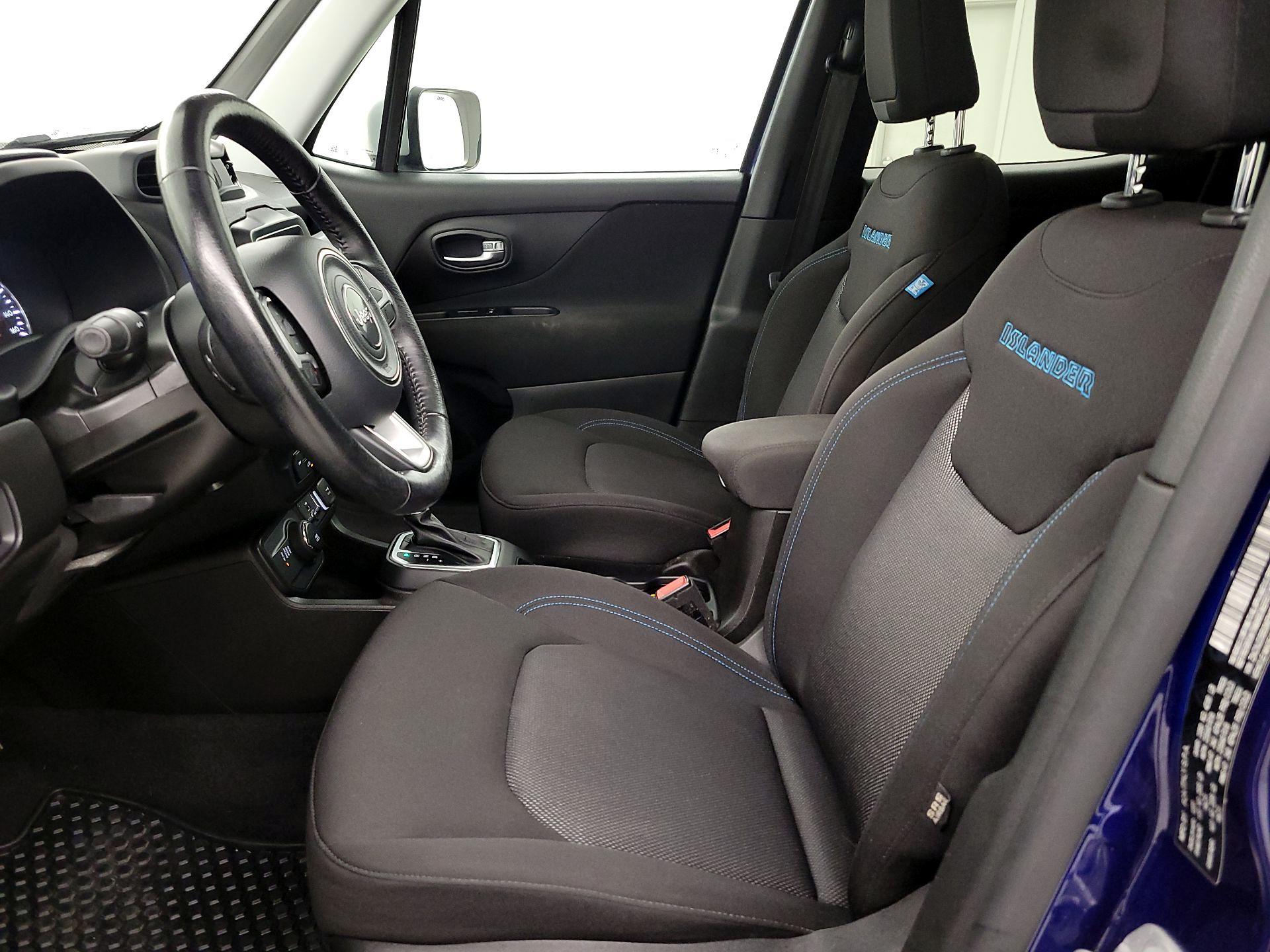 Thumbnail: 2021 Jeep Renegade - 11