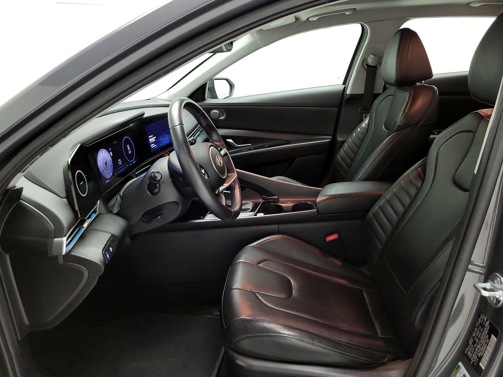 Thumbnail: 2024 Hyundai Elantra - 11