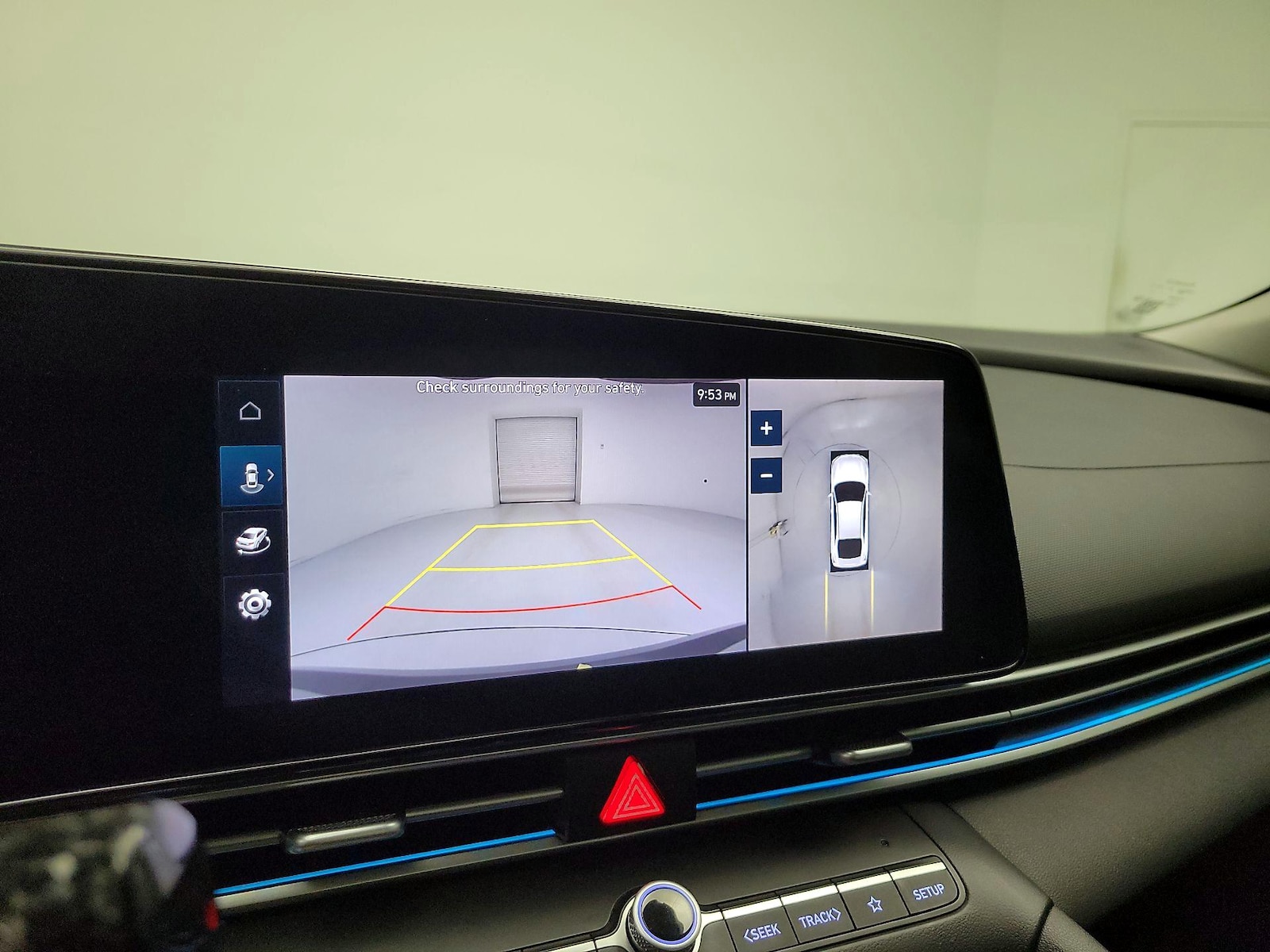 2024 Hyundai Elantra Limited - Photo 15