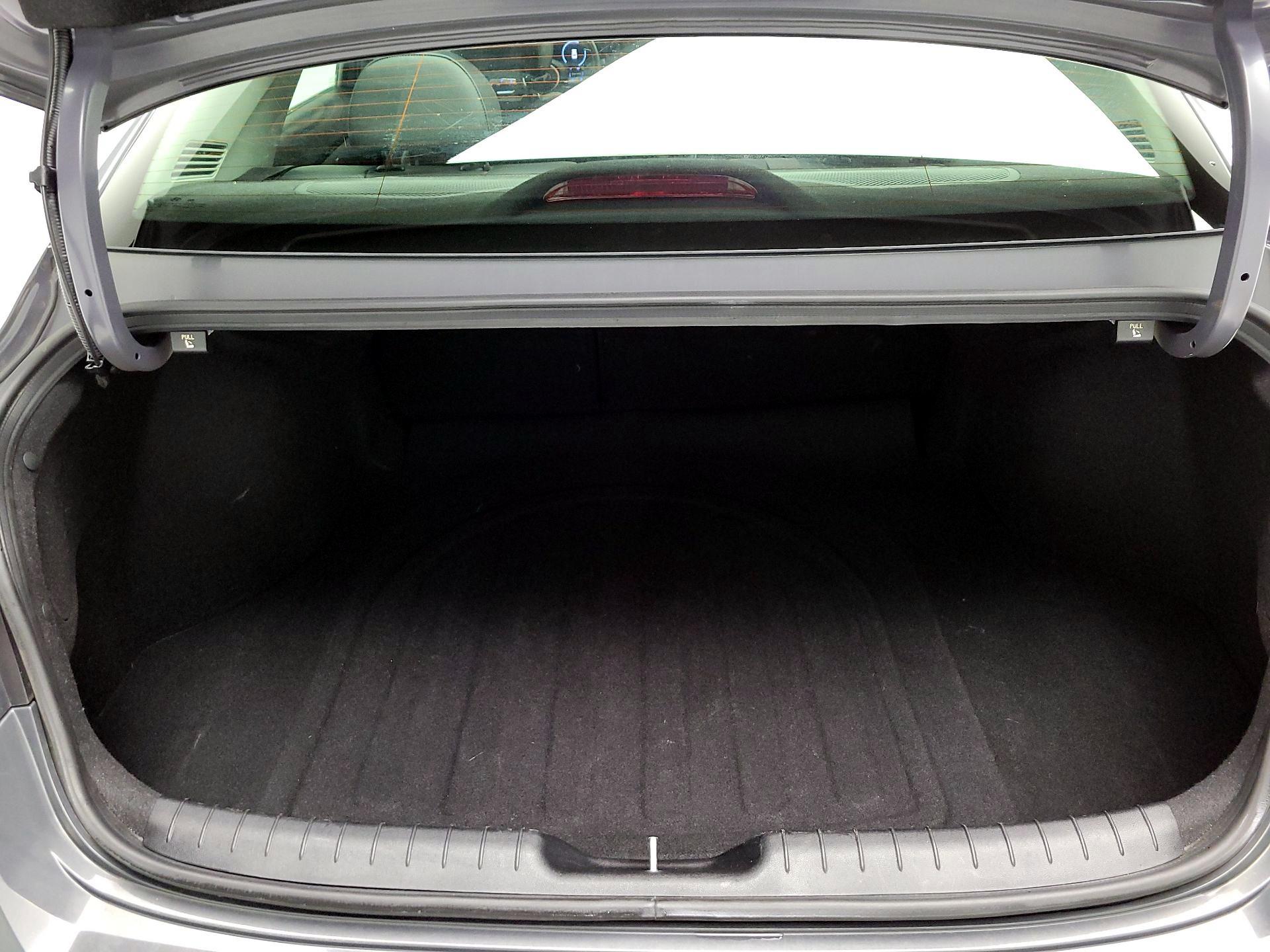 Thumbnail: 2024 Hyundai Elantra - 20