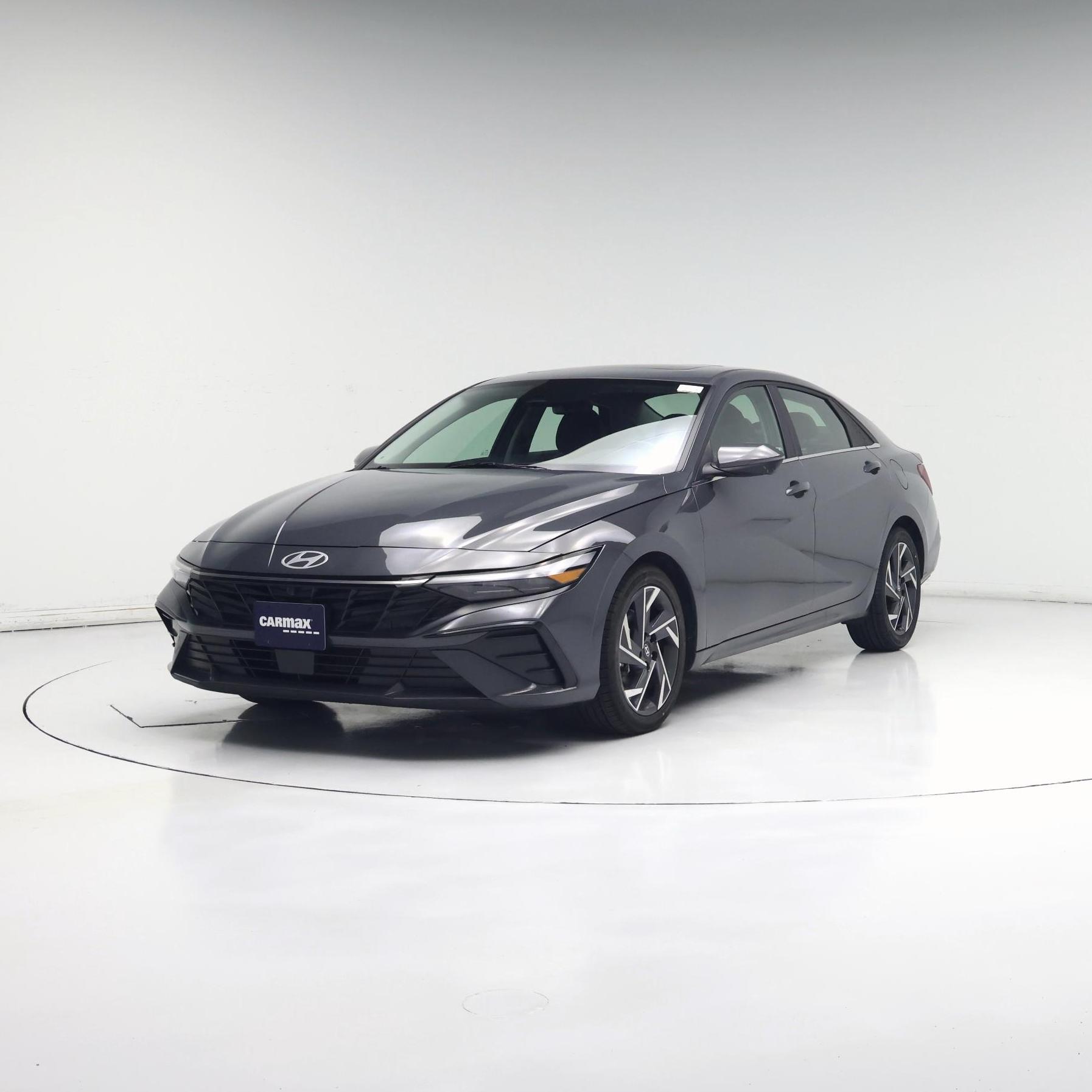 Thumbnail: 2024 Hyundai Elantra - 4