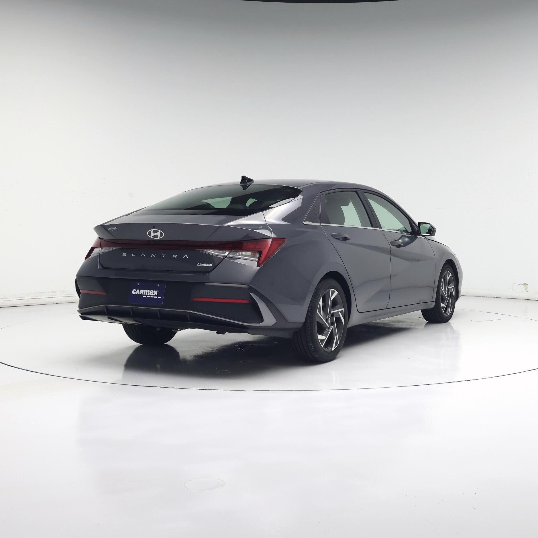 Thumbnail: 2024 Hyundai Elantra - 8