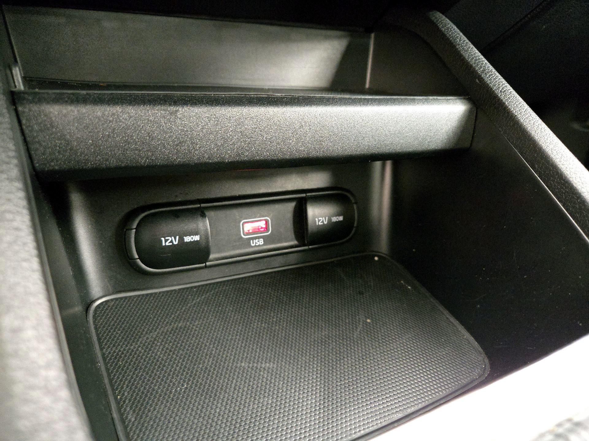 Thumbnail: 2023 Kia Forte - 18