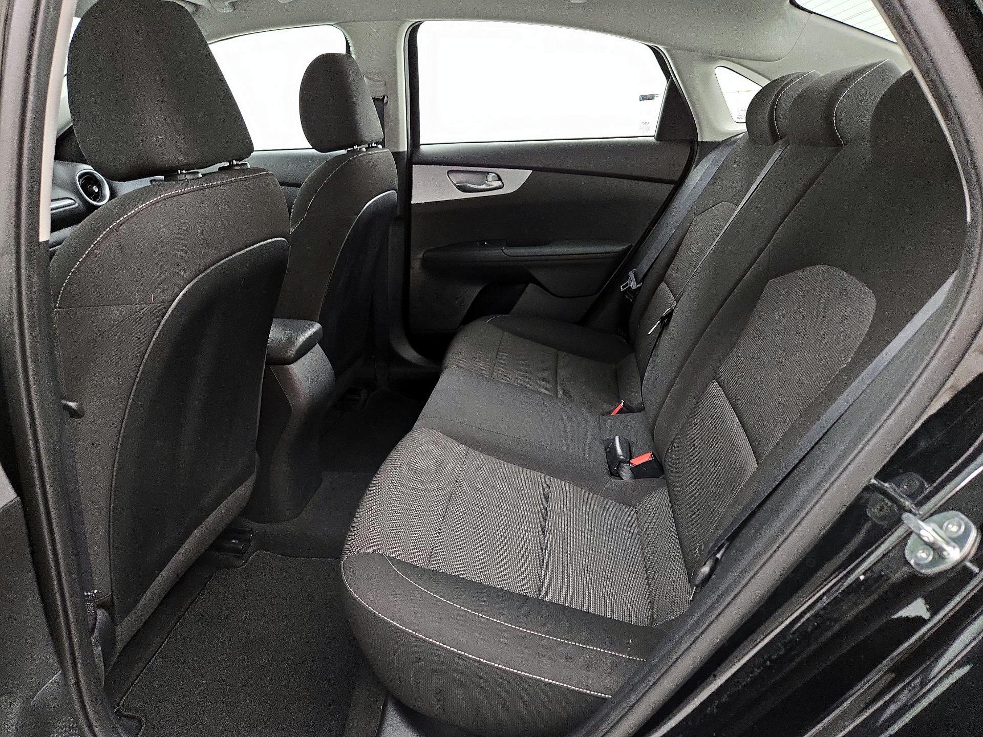 Thumbnail: 2023 Kia Forte - 19
