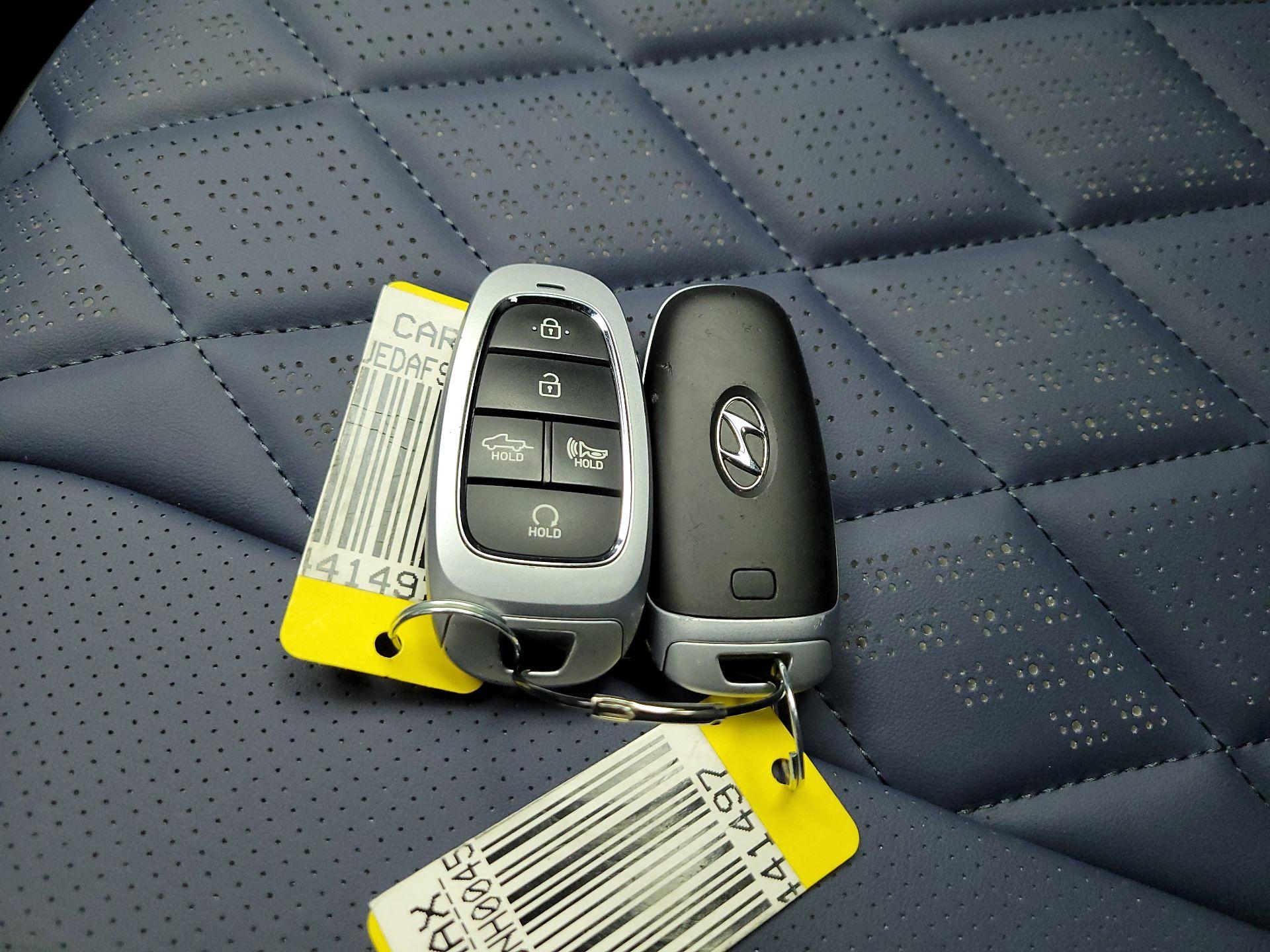 Thumbnail: 2022 Hyundai Santa Cruz - 18