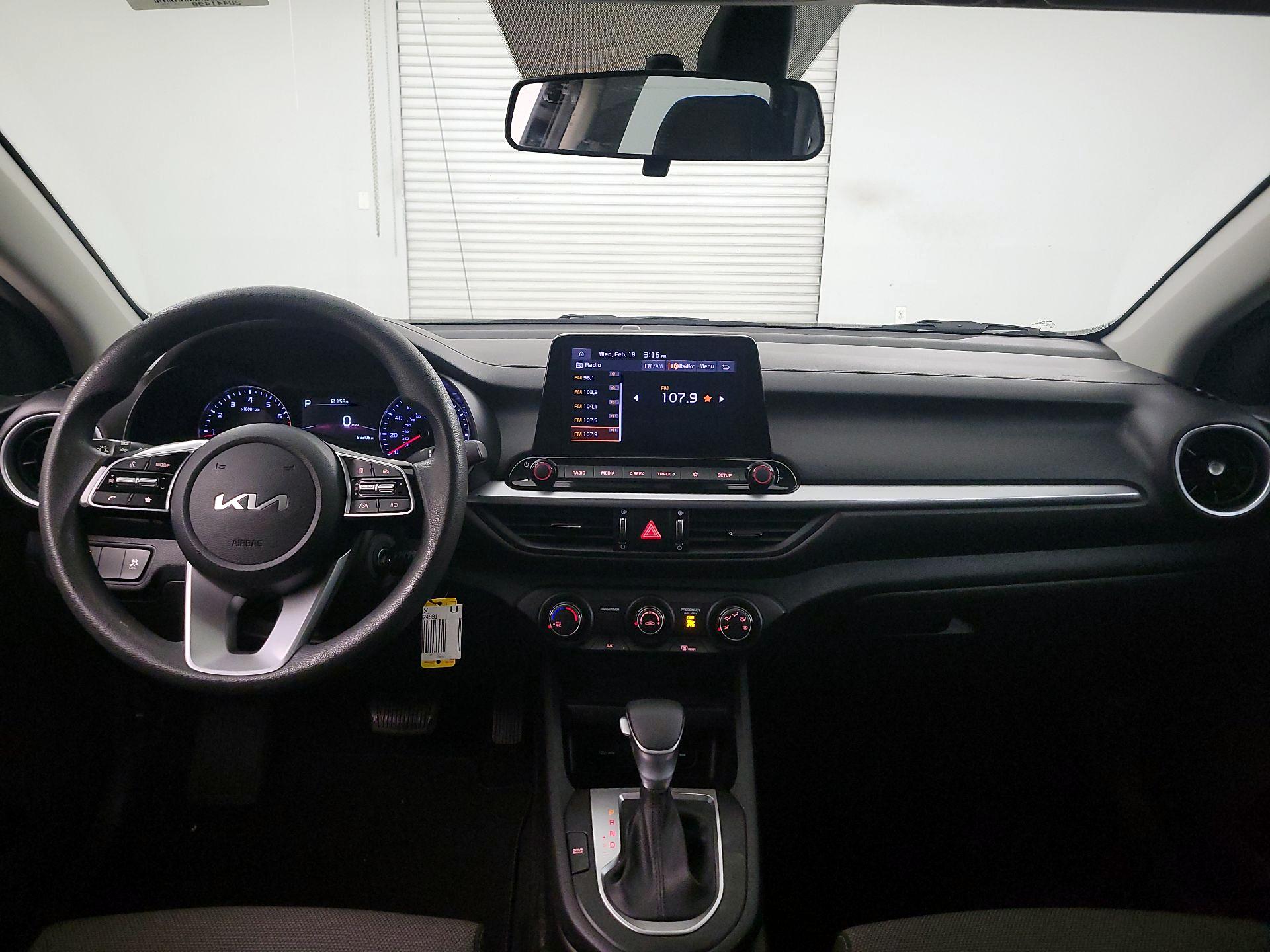 Thumbnail: 2023 Kia Forte - 9