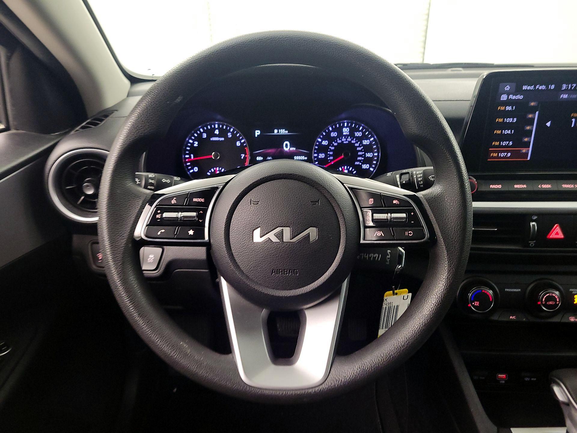 Thumbnail: 2023 Kia Forte - 10