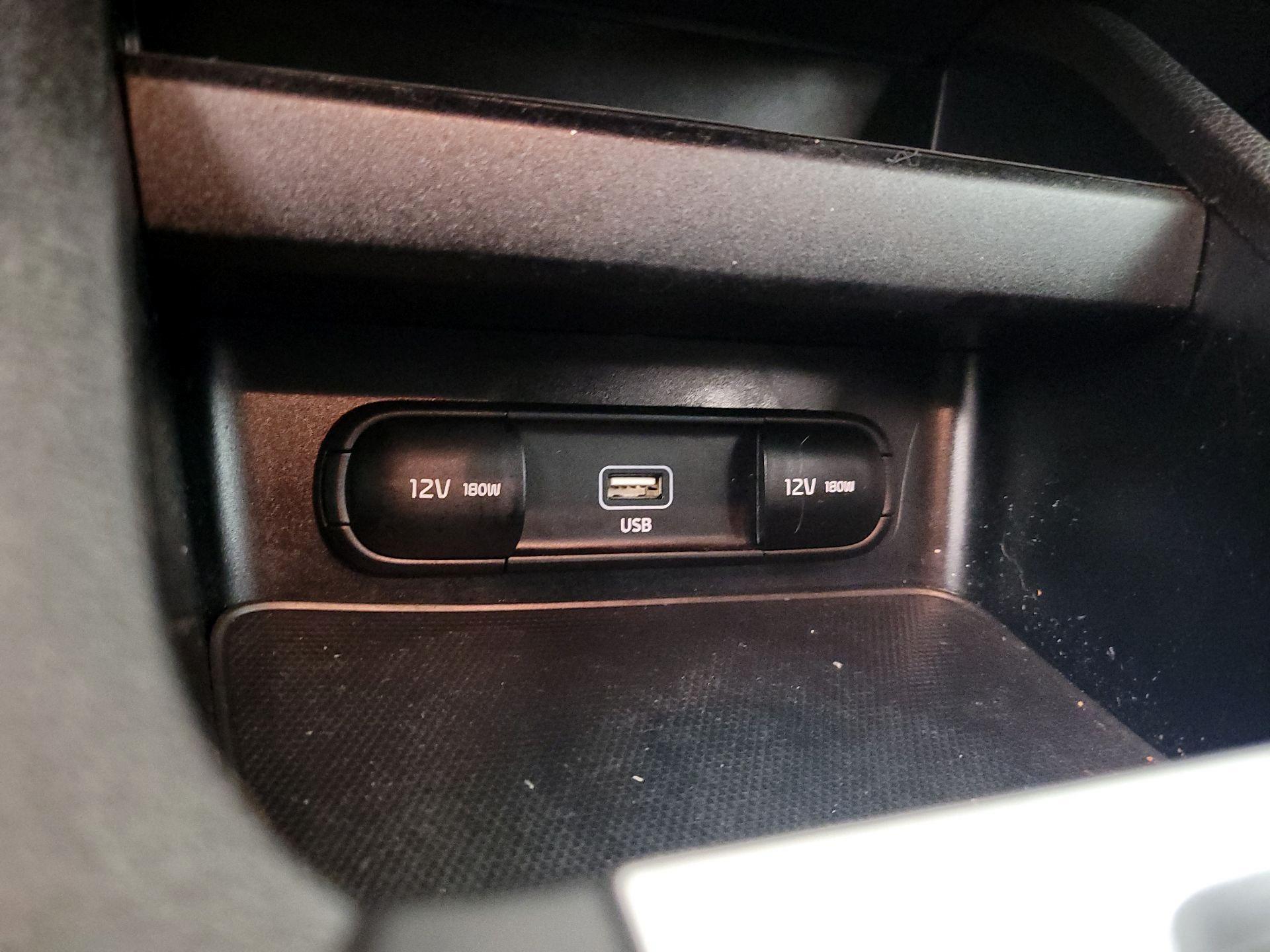 Thumbnail: 2023 Kia Forte - 18