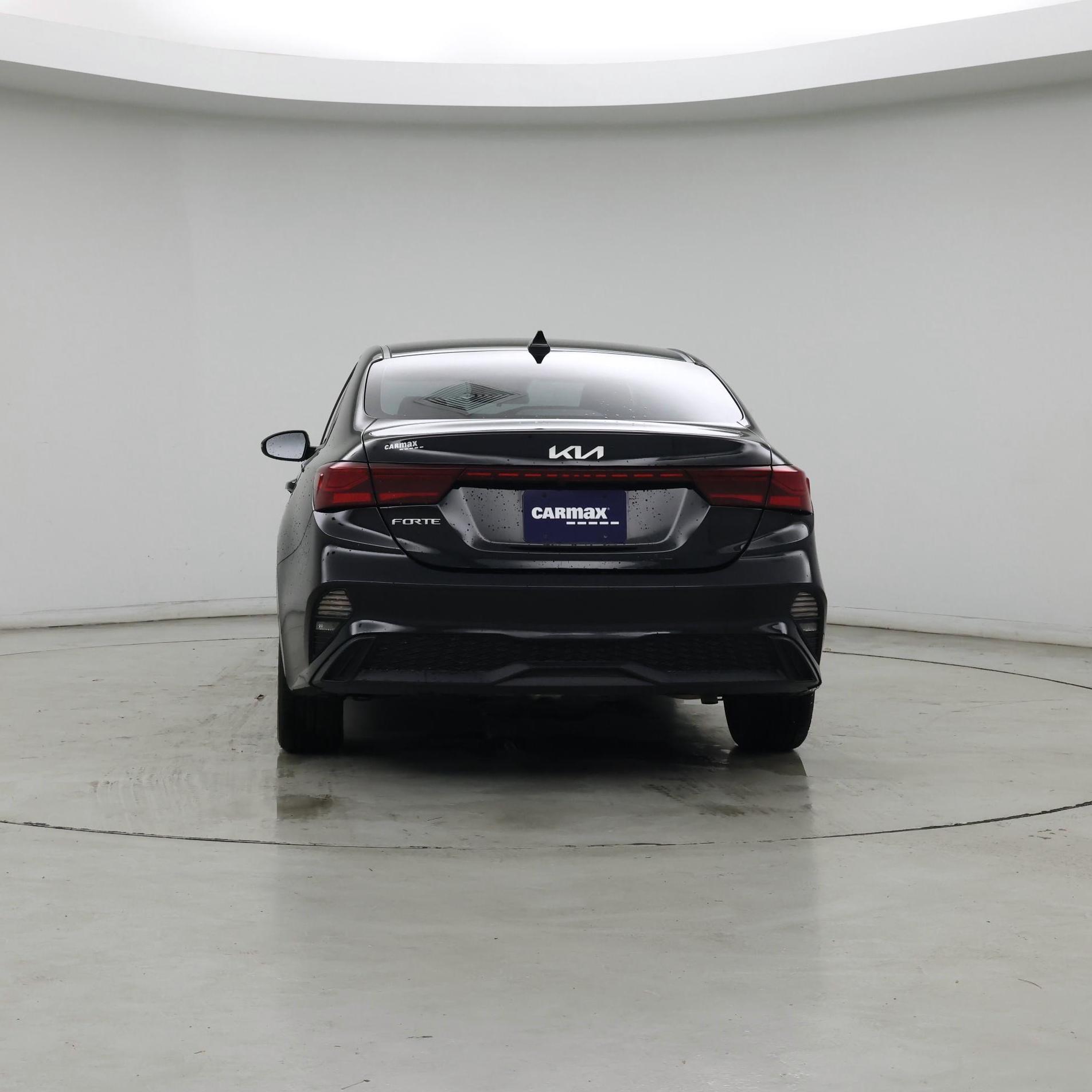 Thumbnail: 2023 Kia Forte - 6