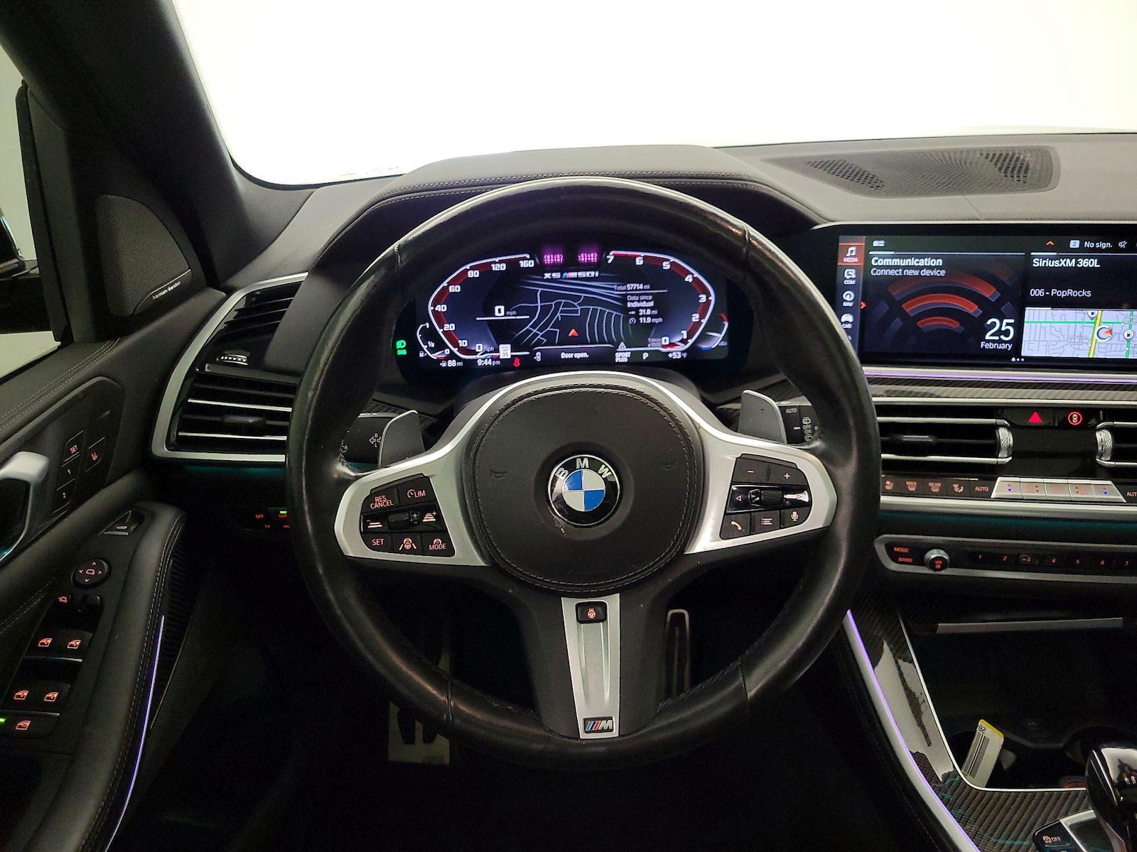 2022 BMW X5 M50i - Photo 11