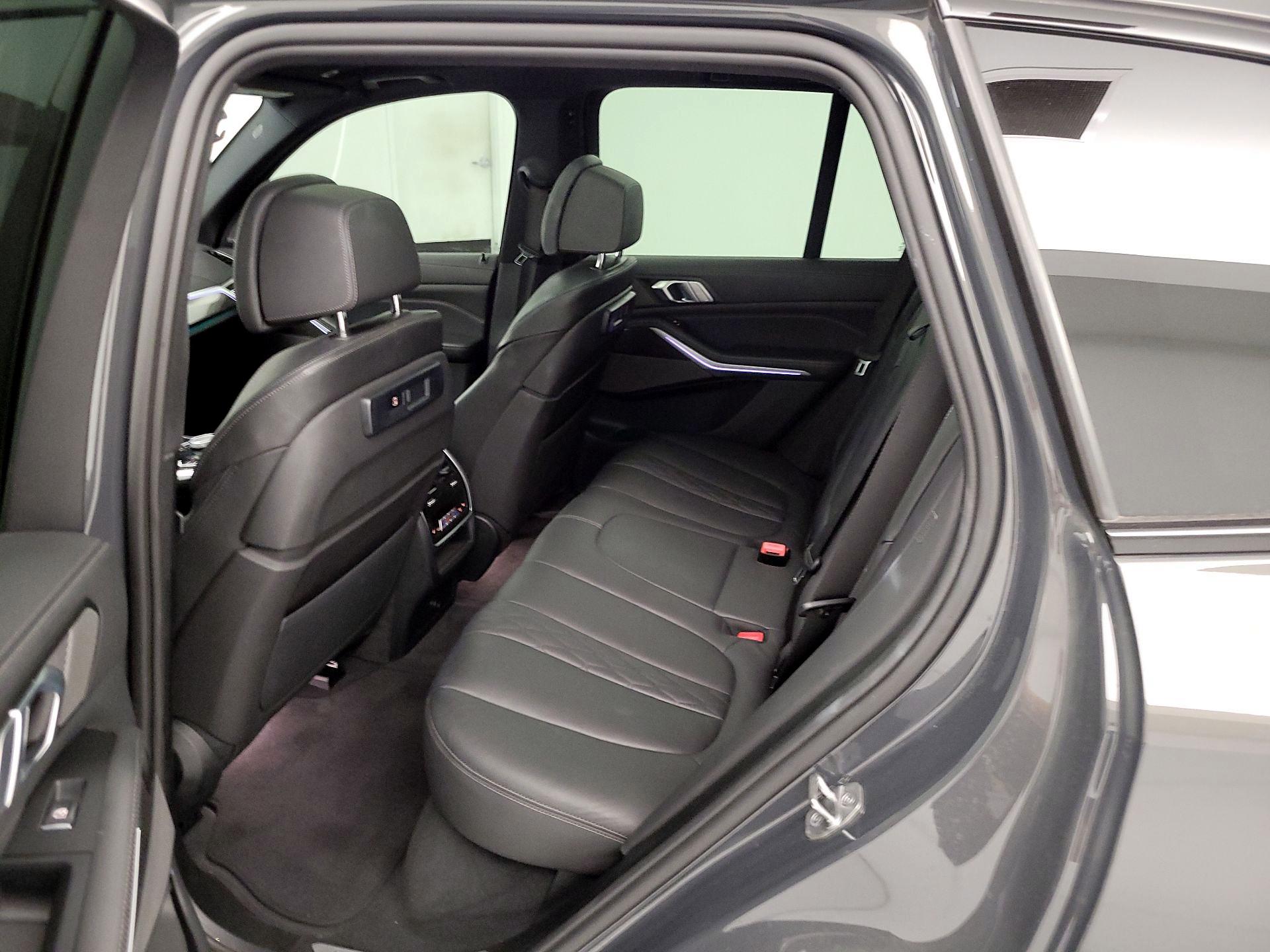 Thumbnail: 2022 BMW X5 - 20