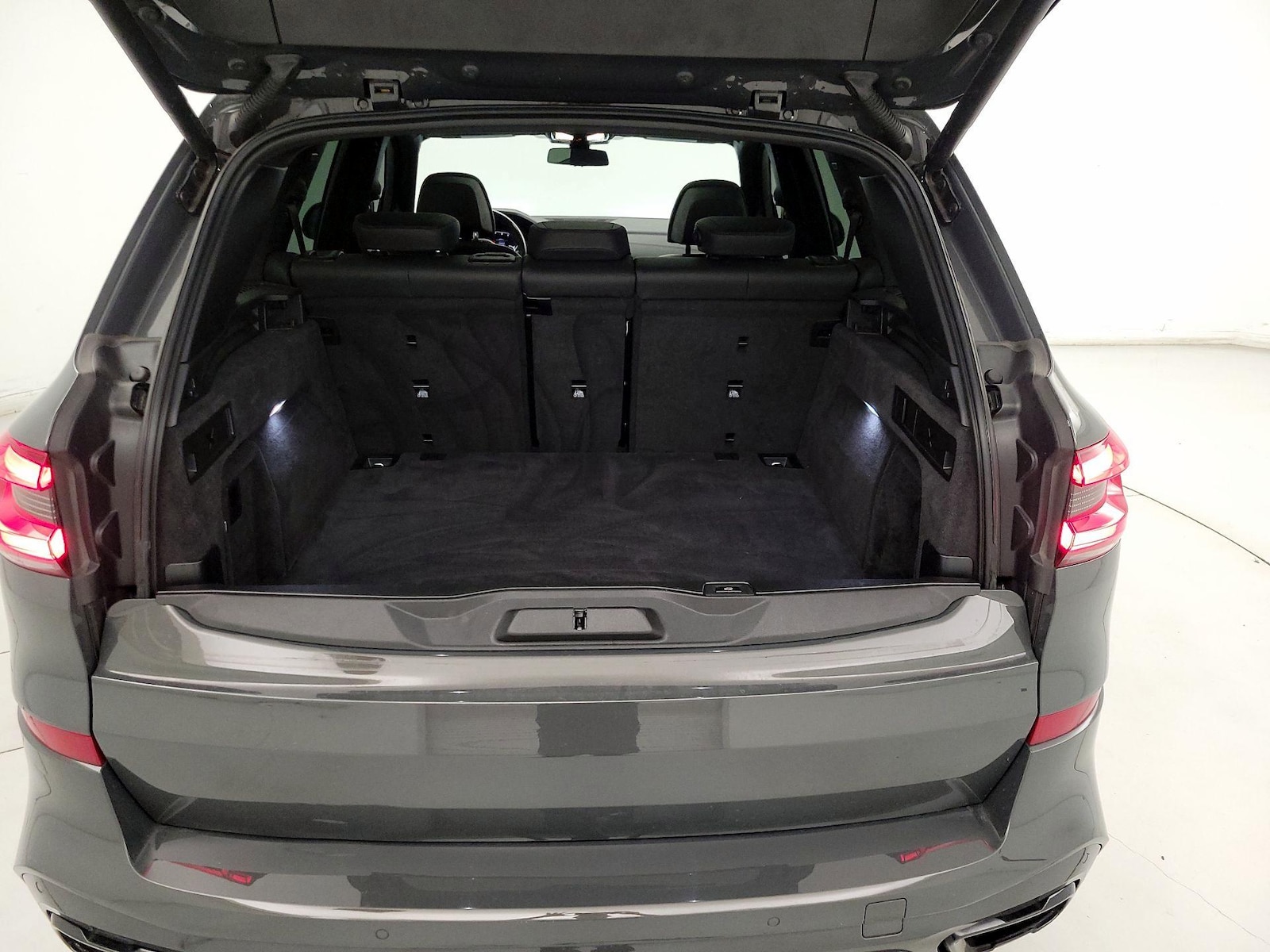 2022 BMW X5 M50i - Photo 22