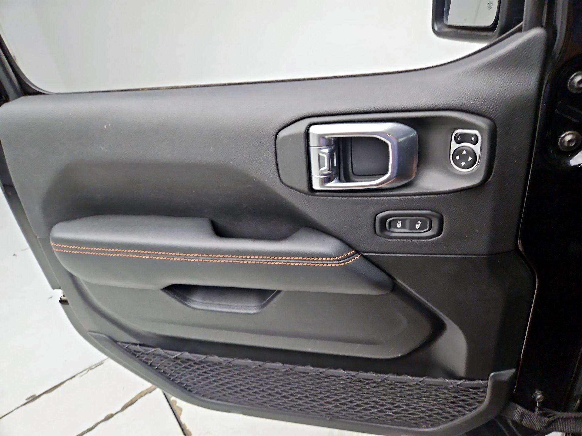 Thumbnail: 2023 Jeep Gladiator - 12