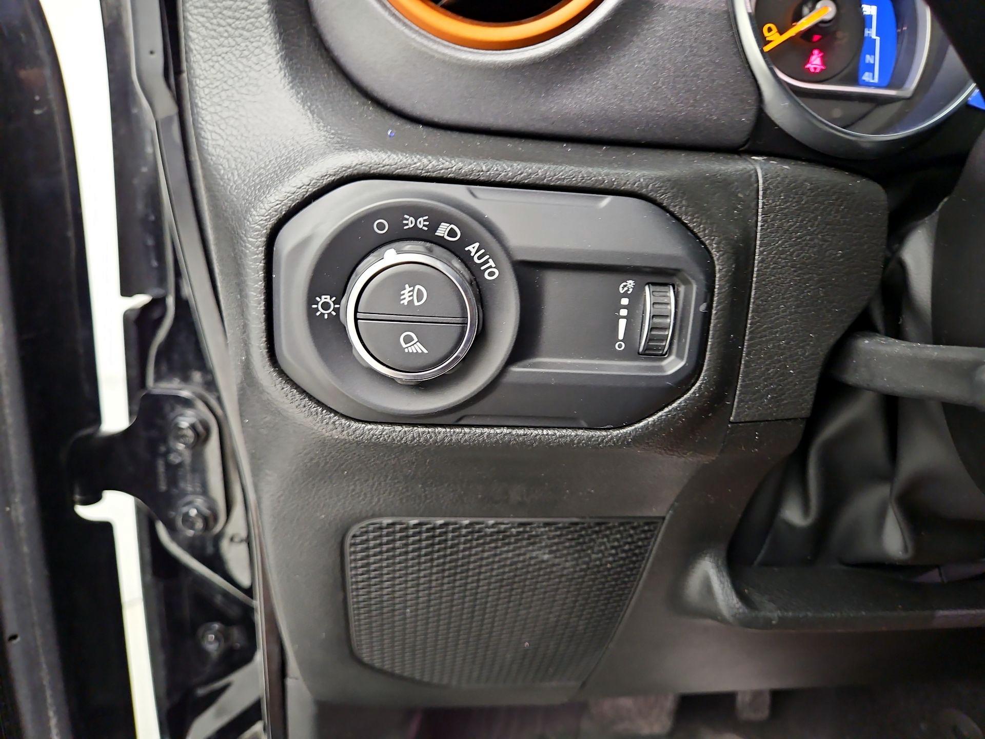 Thumbnail: 2023 Jeep Gladiator - 13